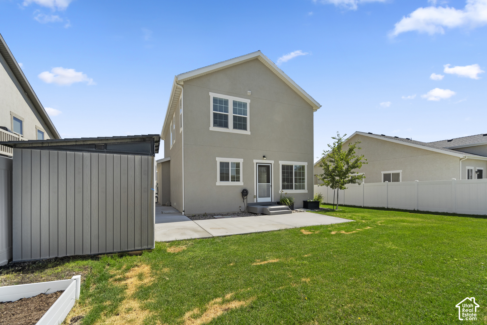 main property photo 37