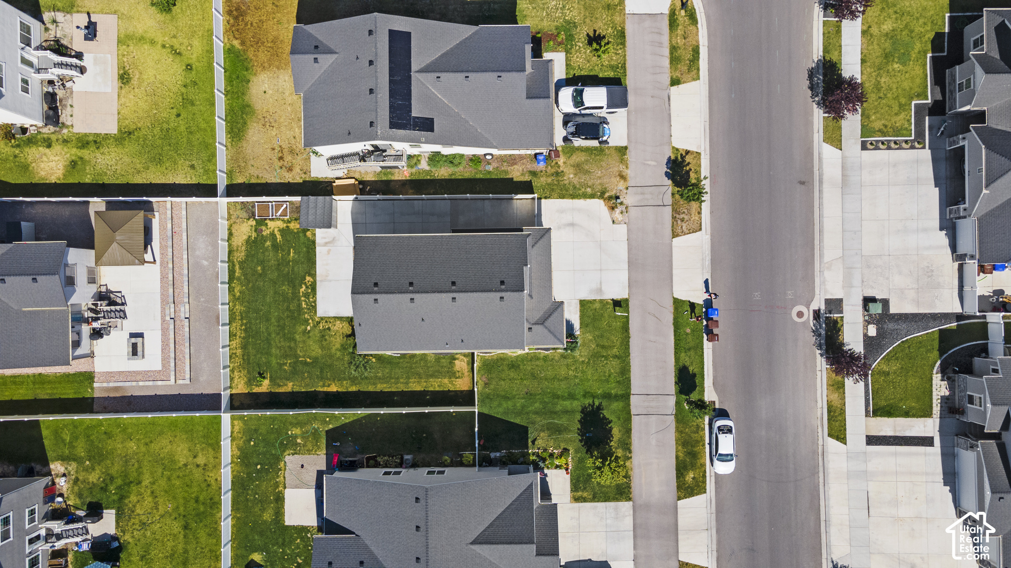 main property photo 41