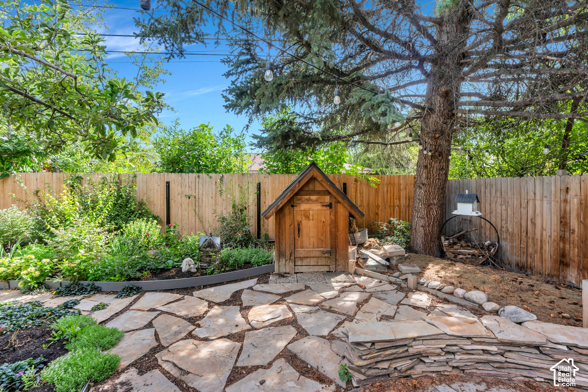 main property photo 42