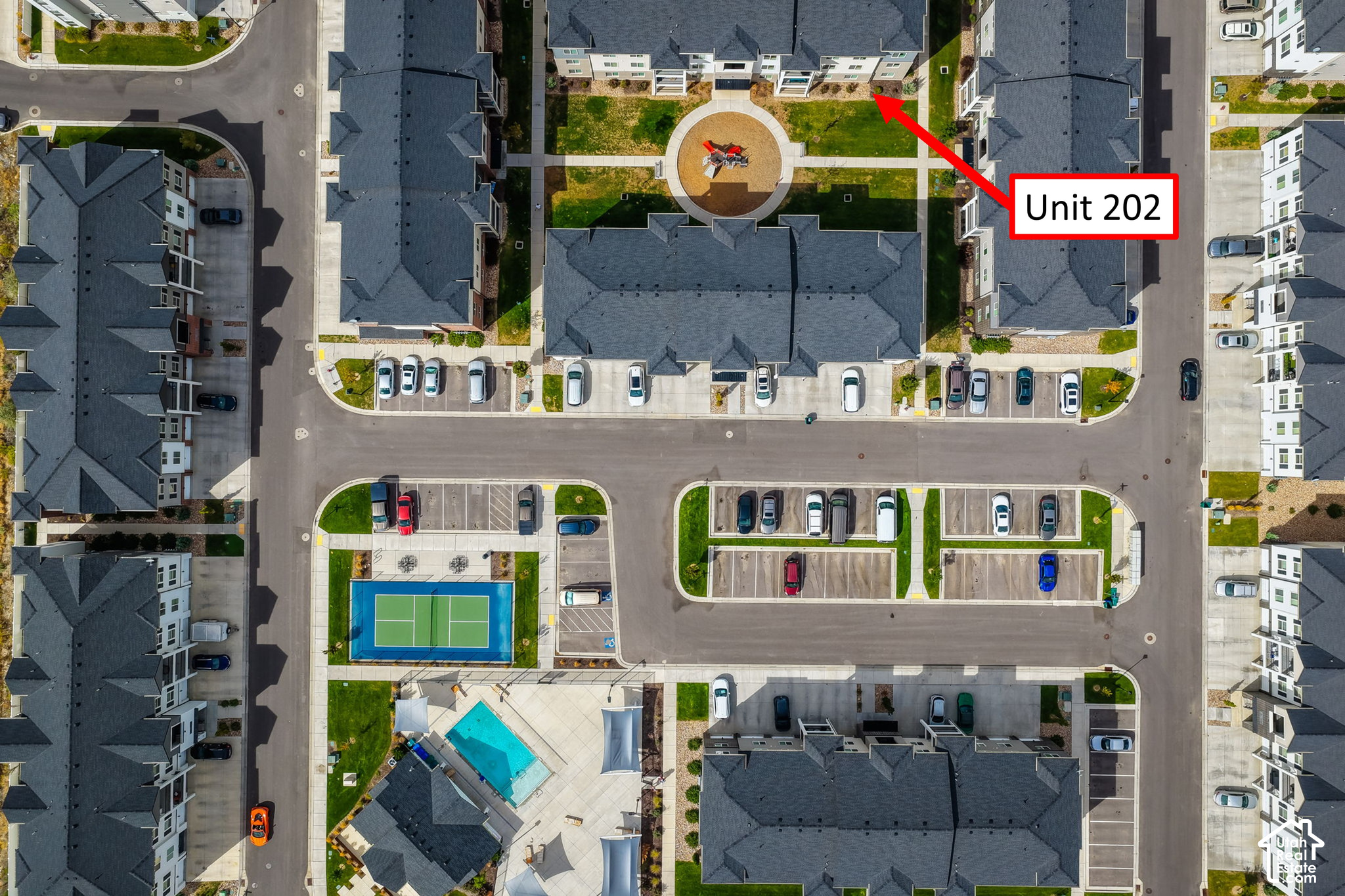 main property photo 17