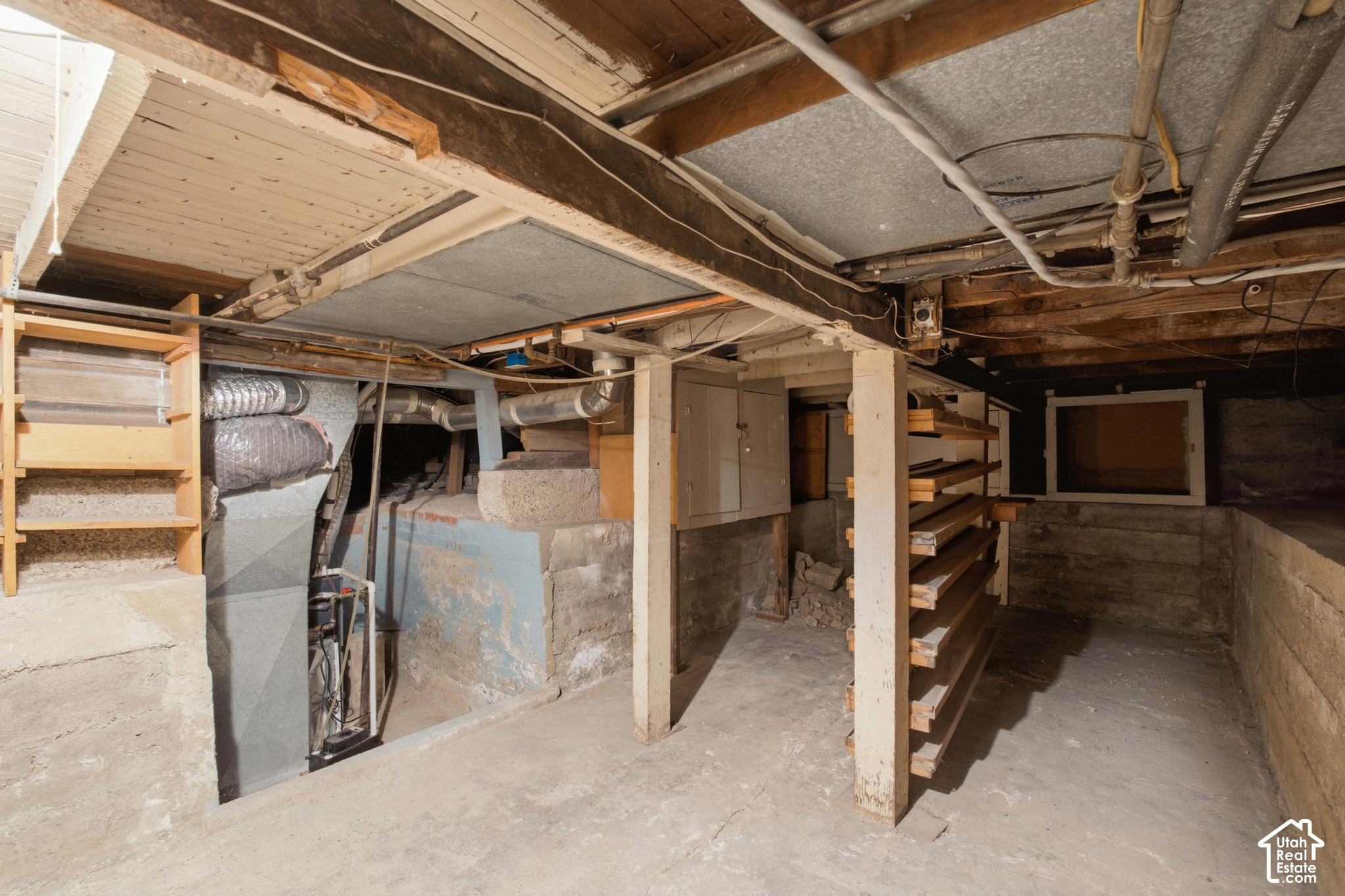 main property photo 23