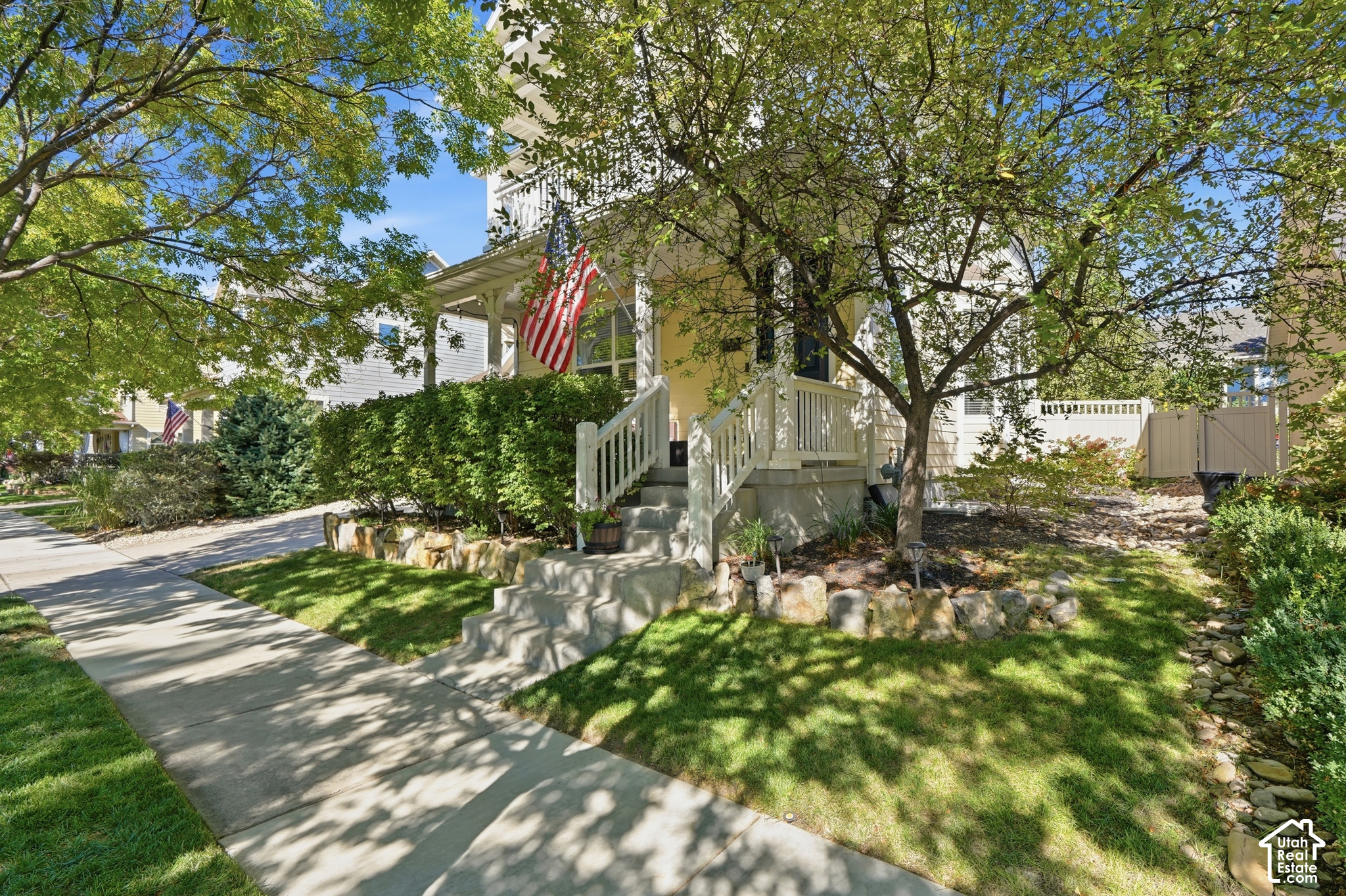 main property photo 3