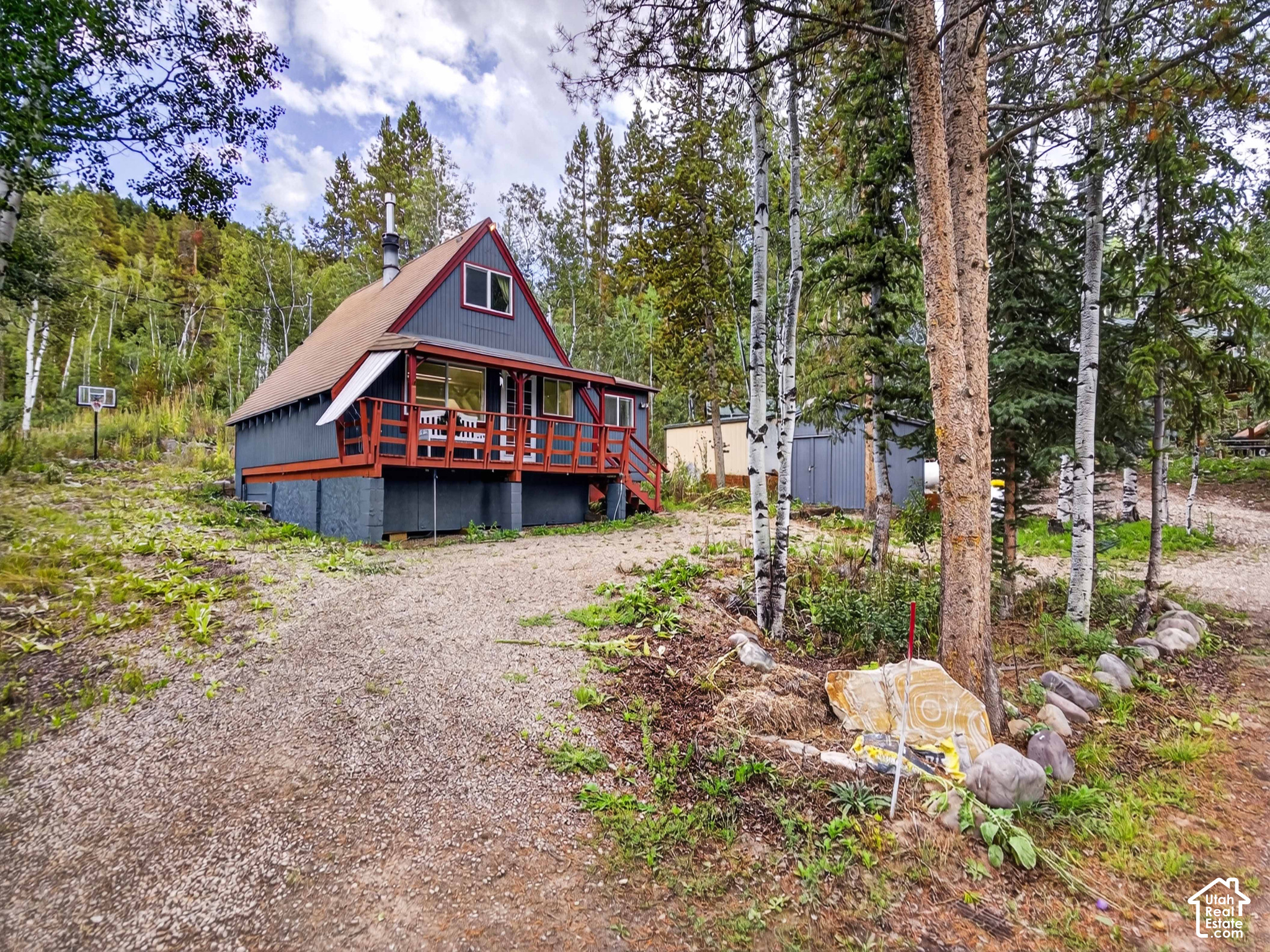 main property photo 33