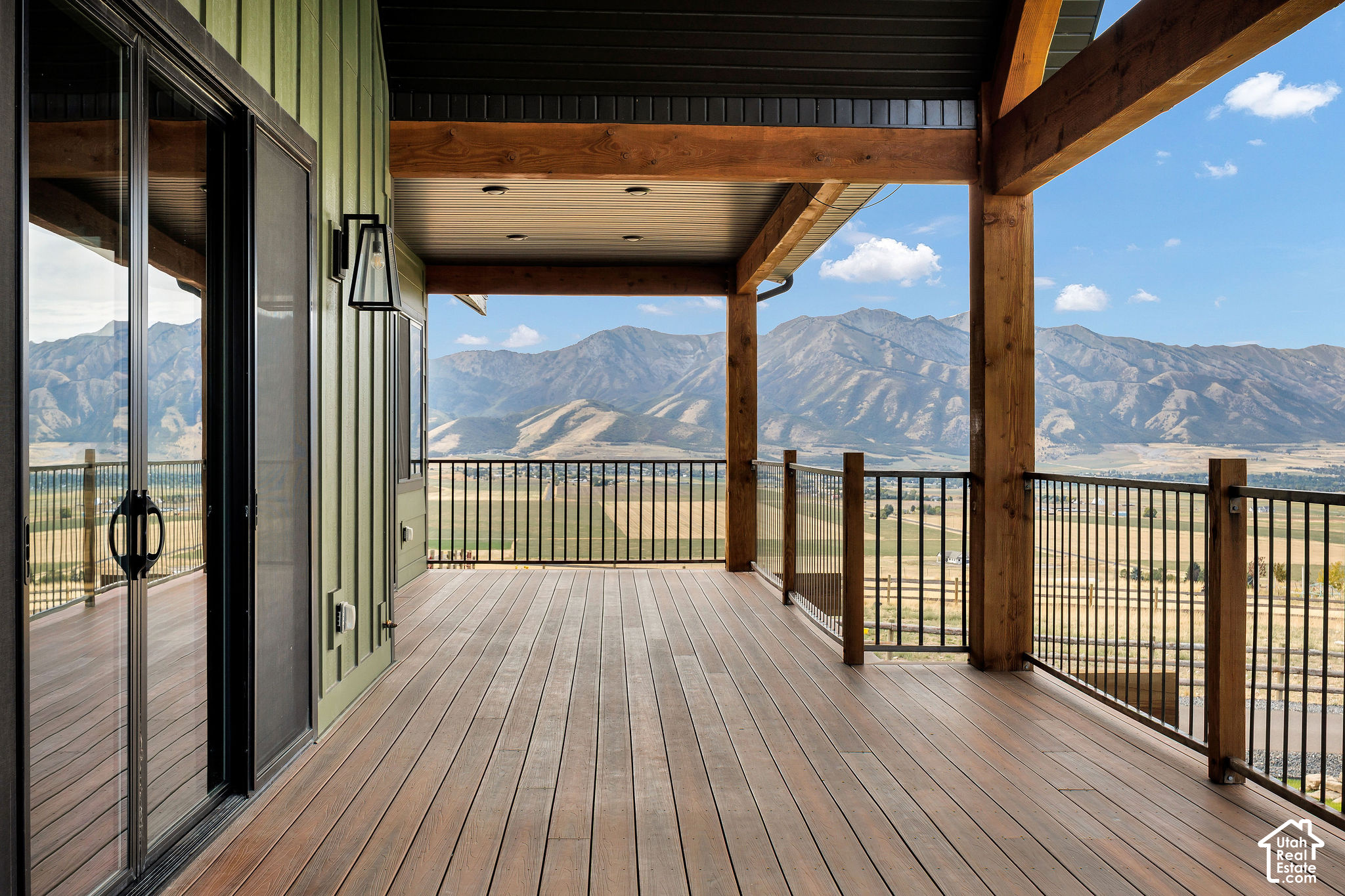 main property photo 60