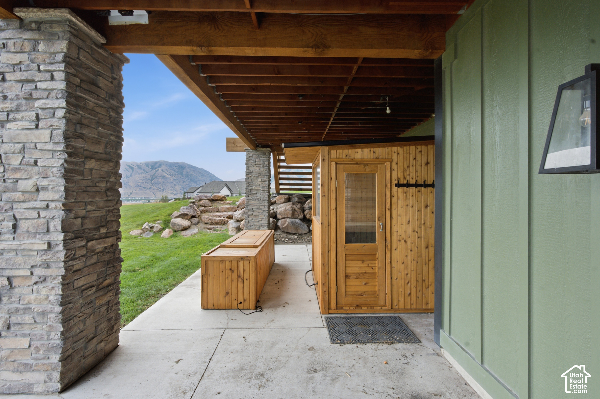 main property photo 66