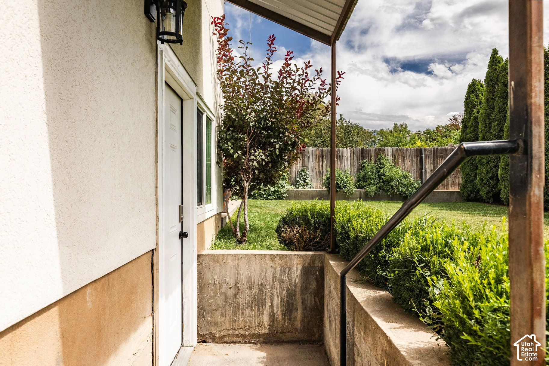 main property photo 38