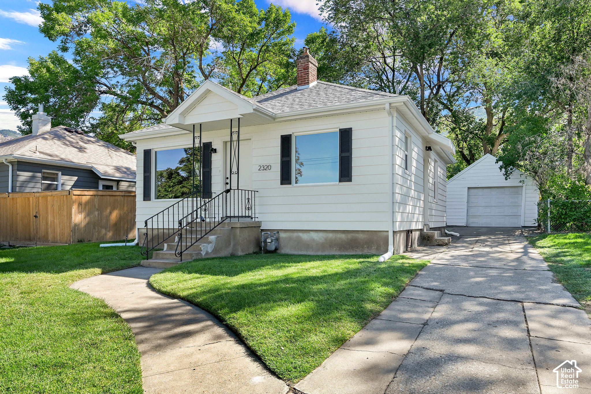 main property photo 3