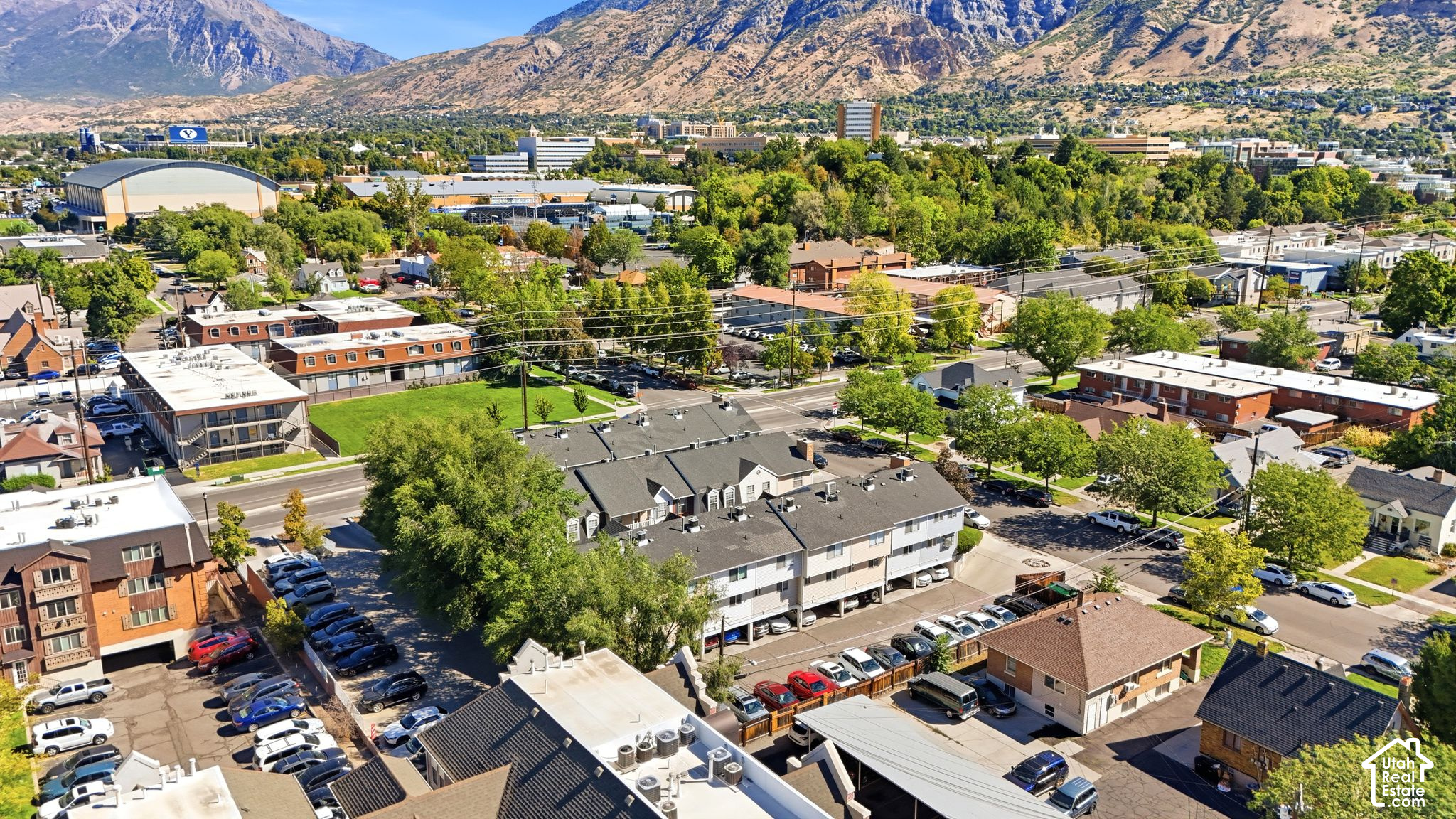 main property photo 23