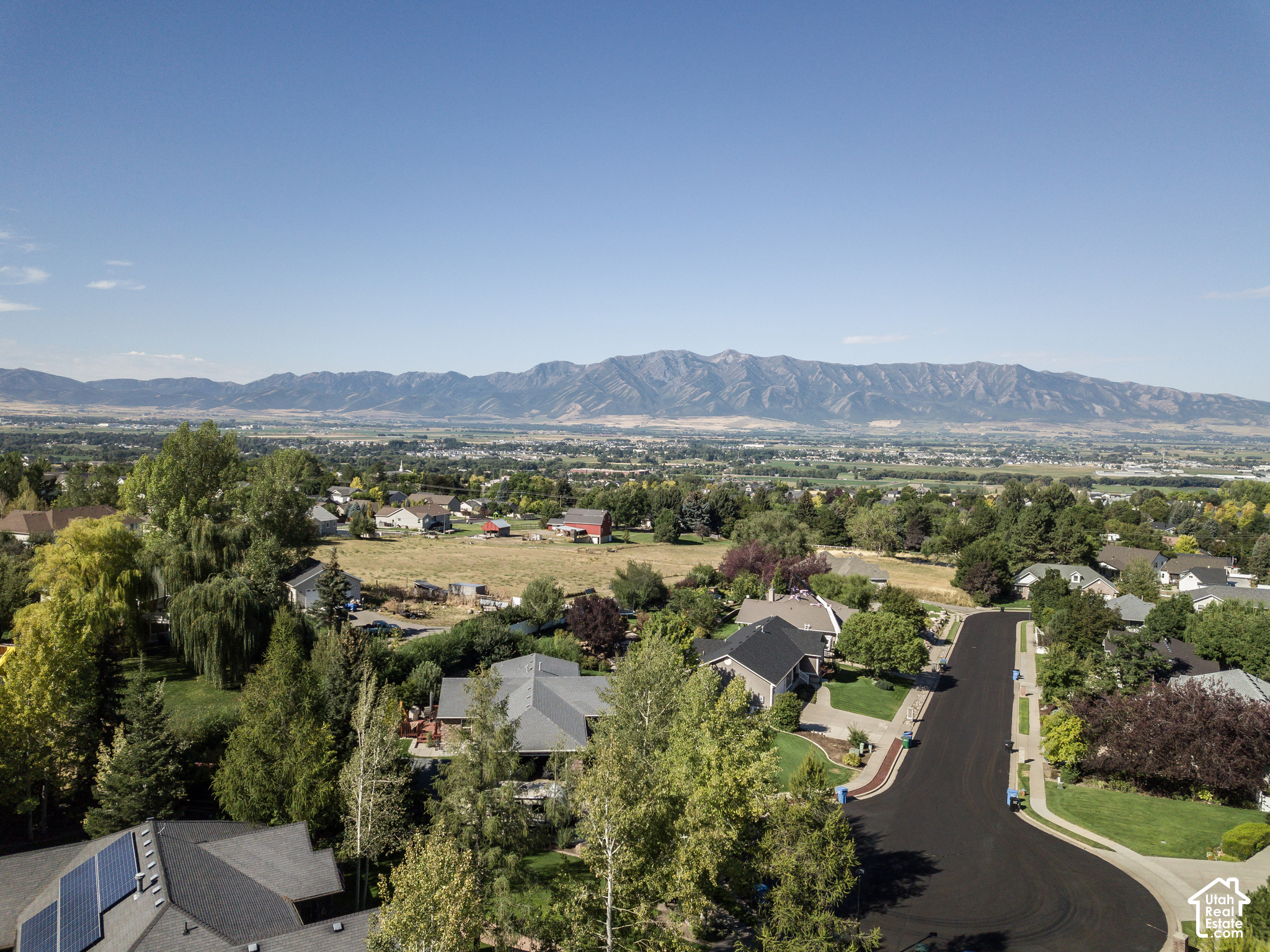 main property photo 38