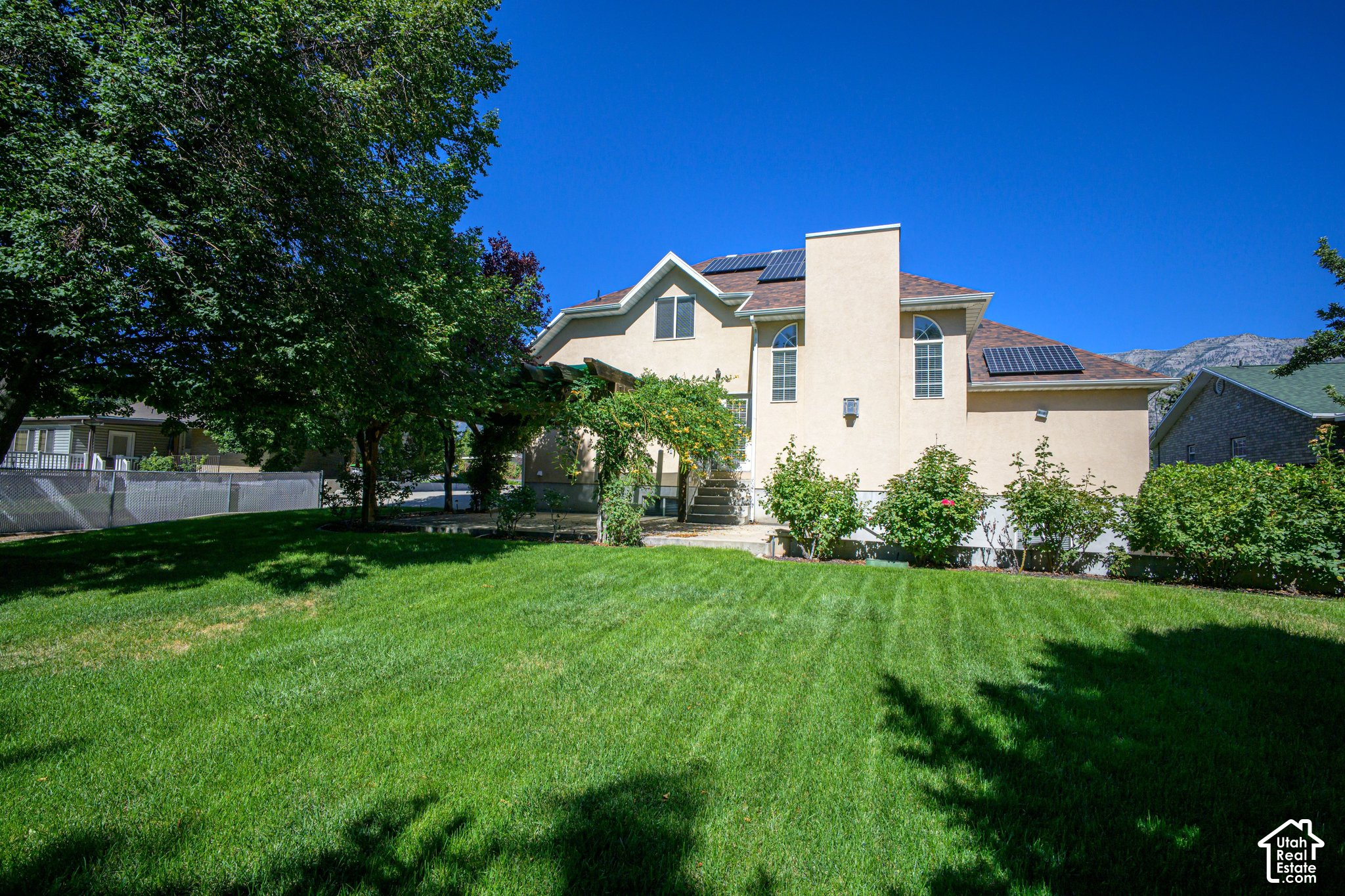 main property photo 24