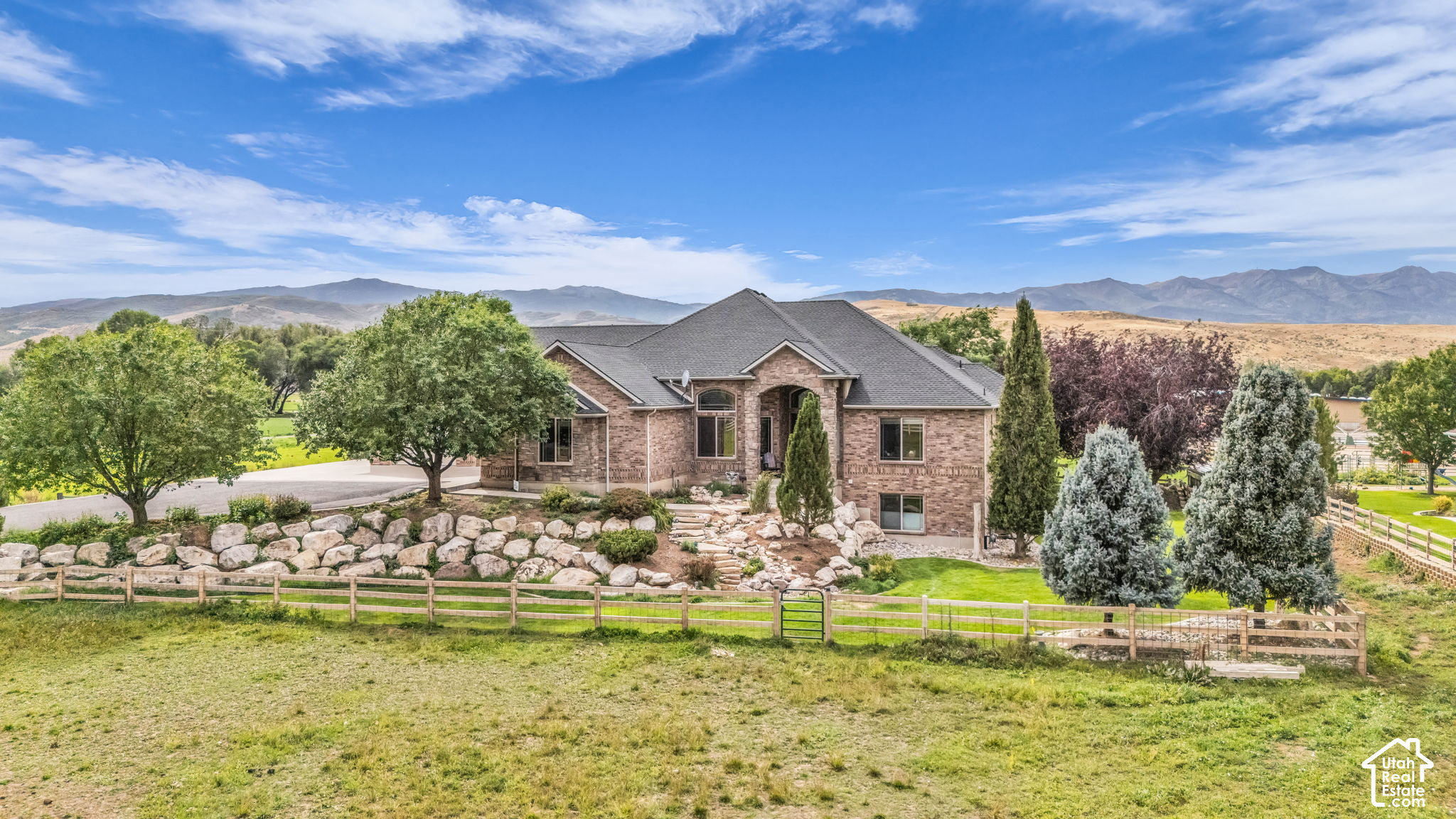 main property photo 54