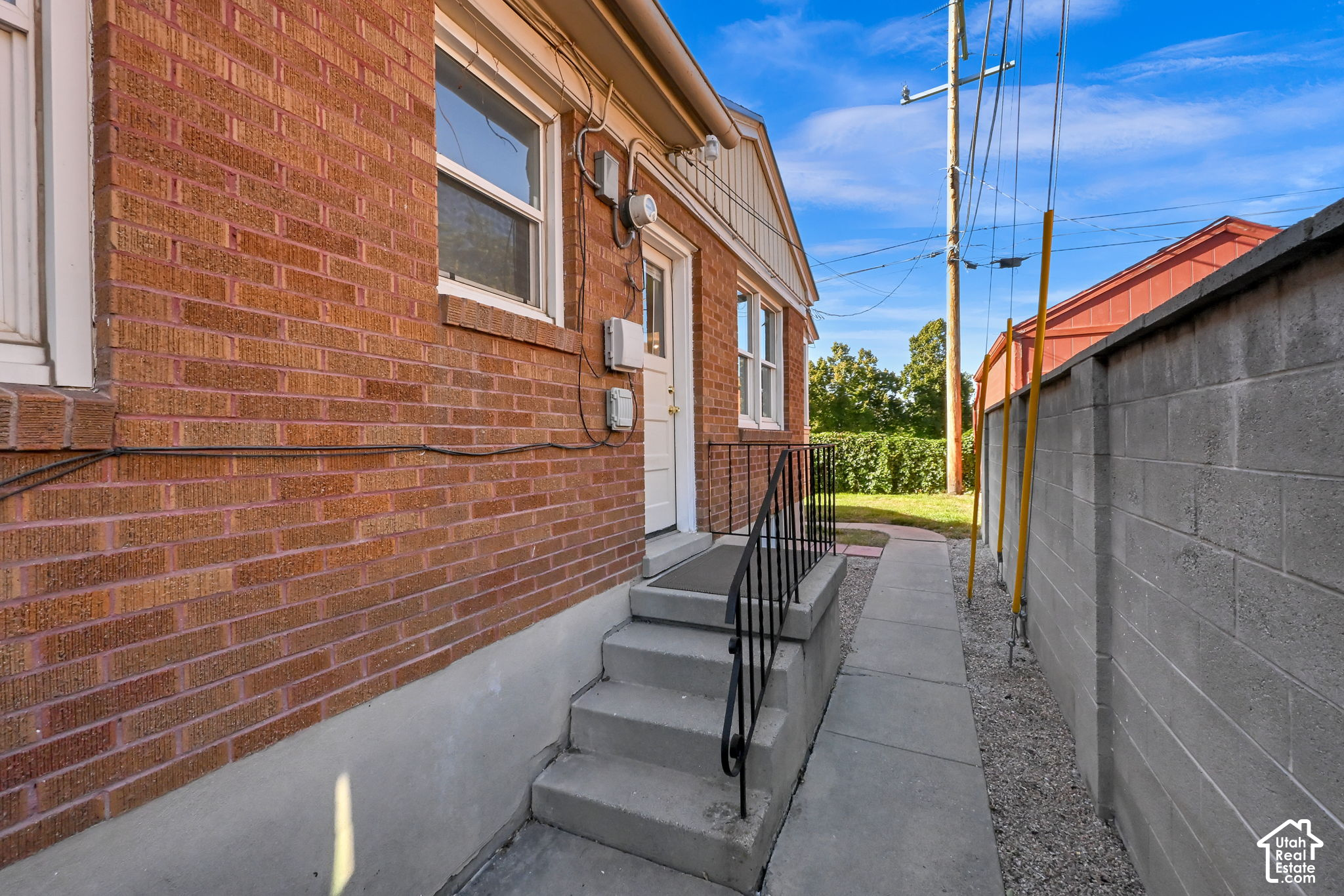 main property photo 22