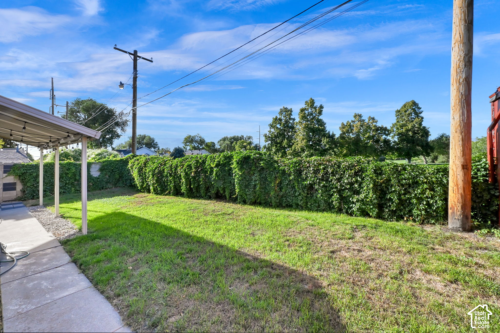 main property photo 23