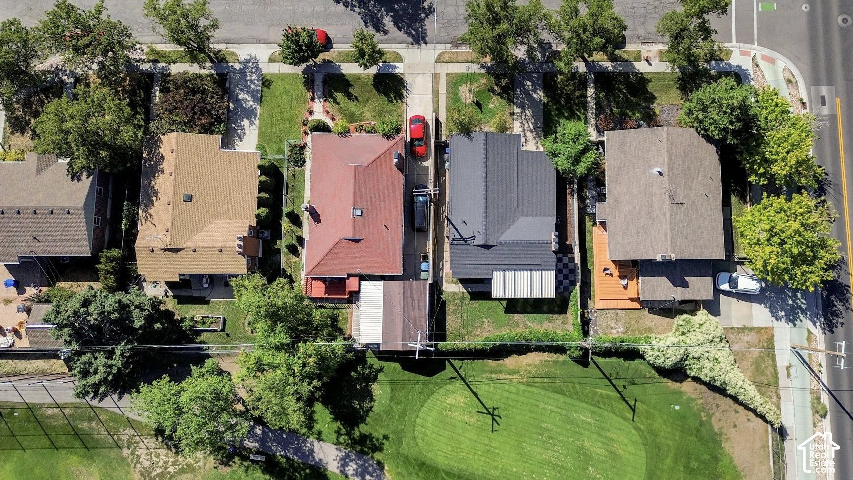 main property photo 30