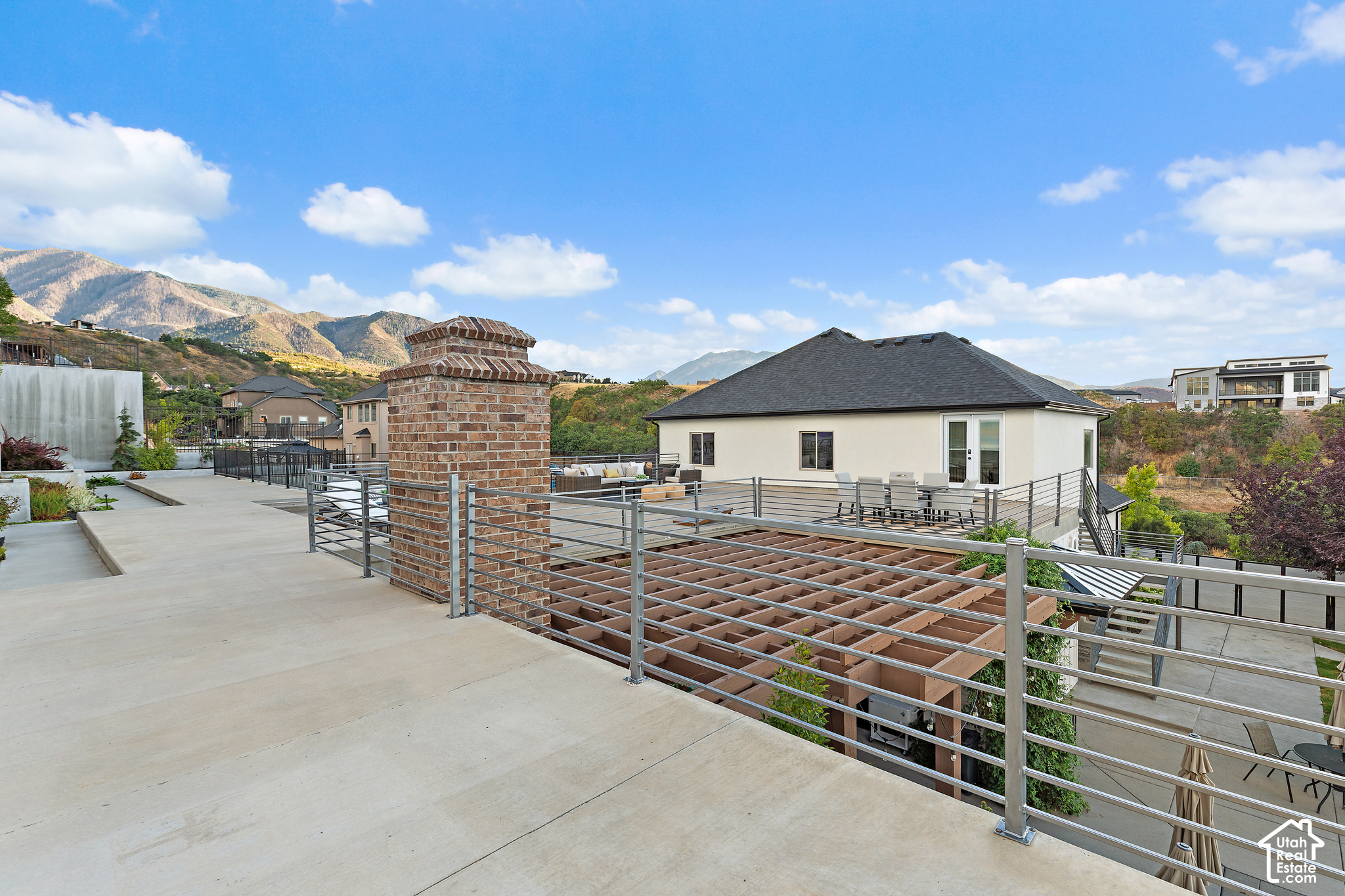main property photo 51