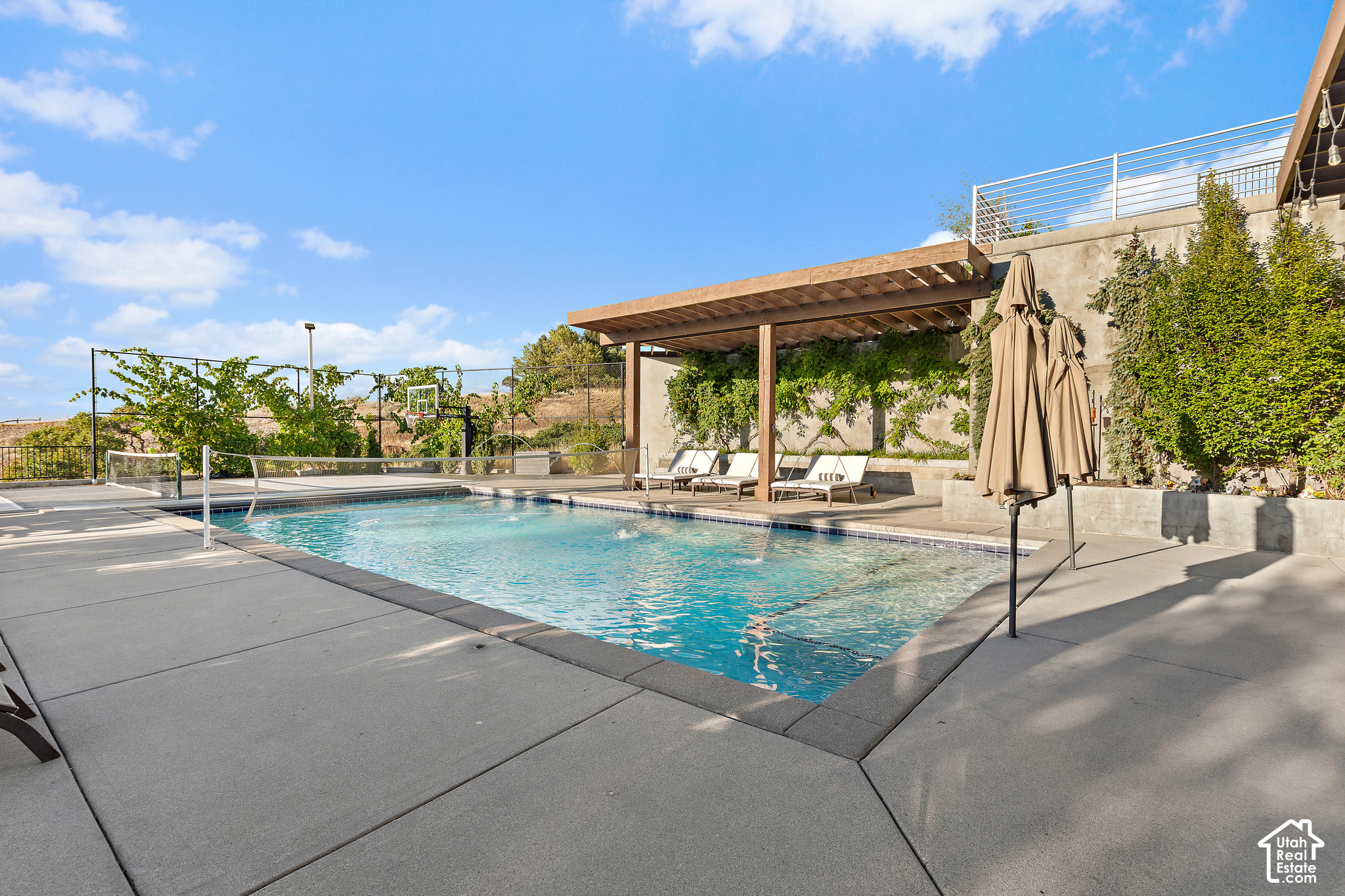 main property photo 57