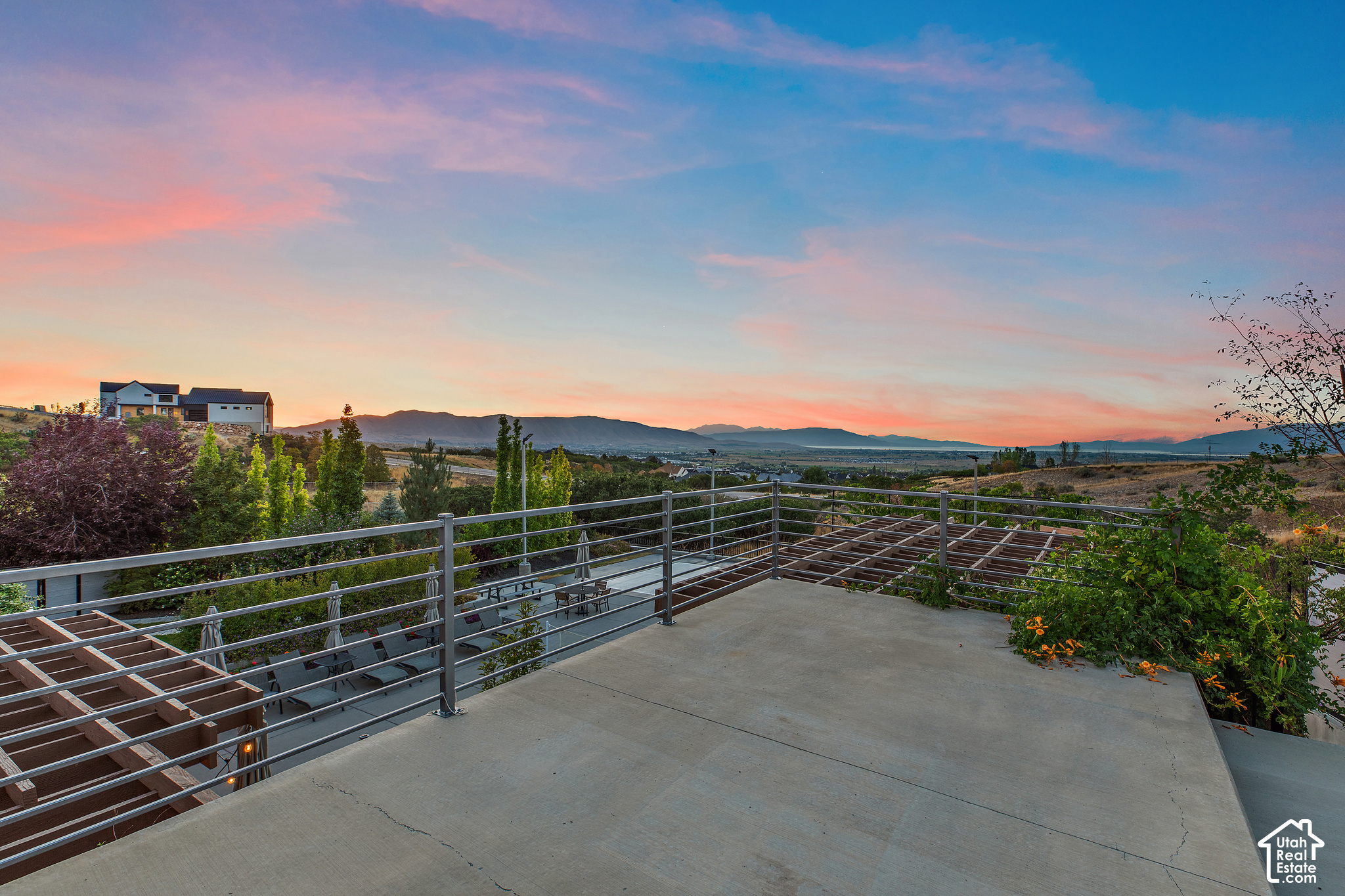 main property photo 82
