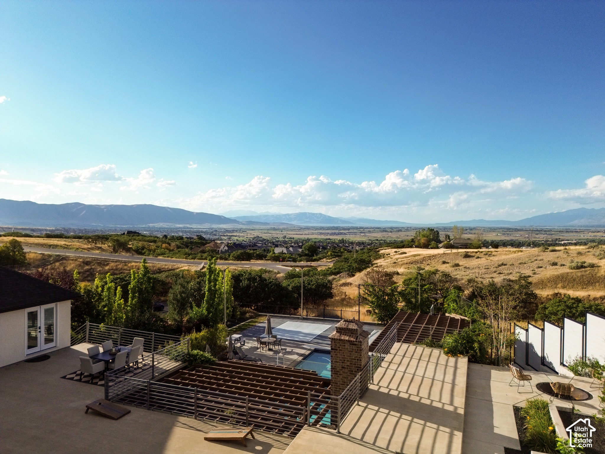 main property photo 91