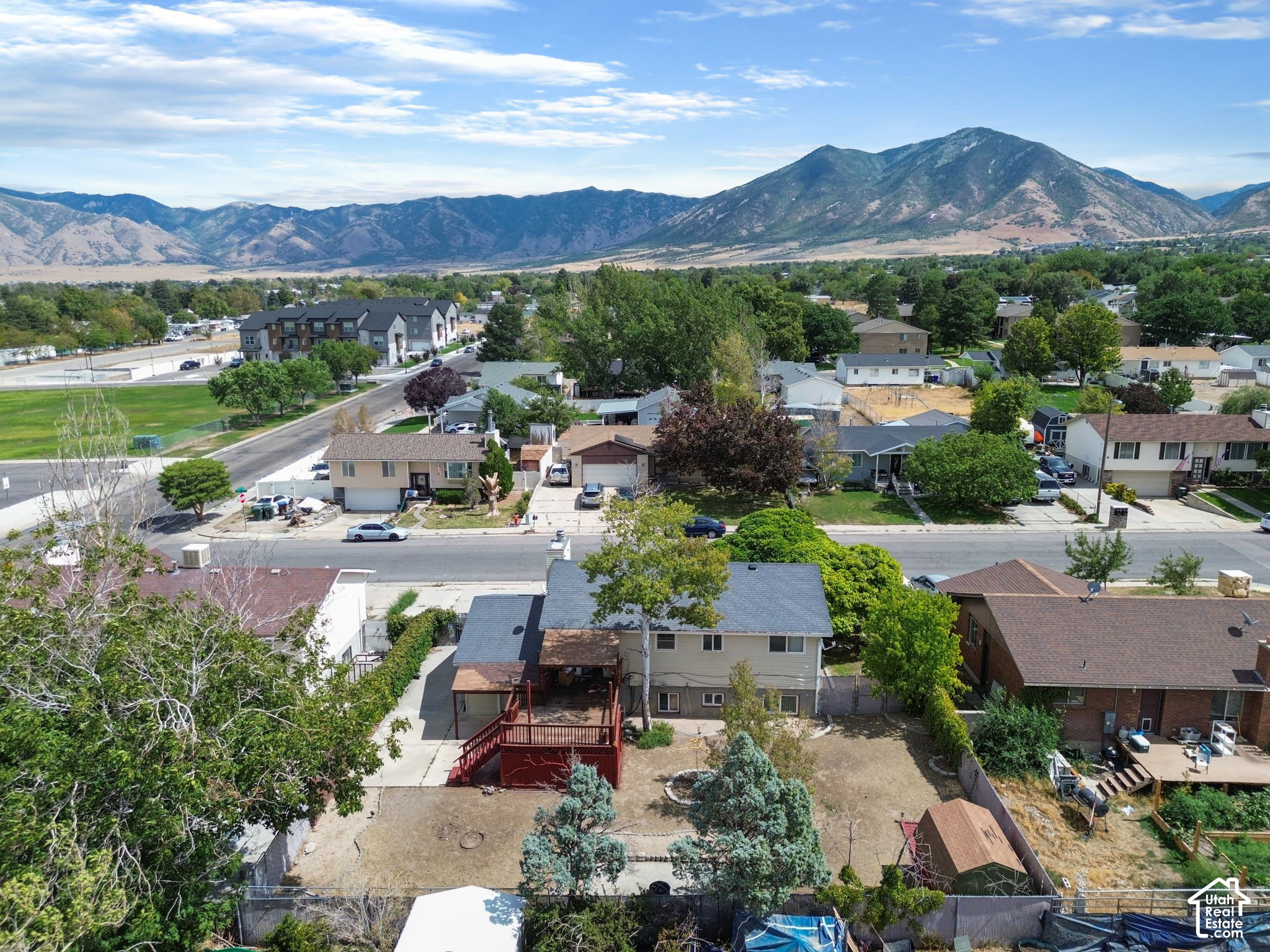 main property photo 17