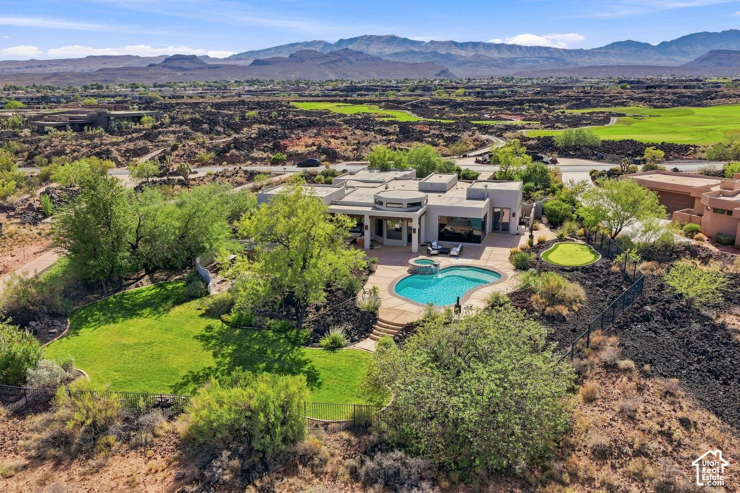 main property photo 36