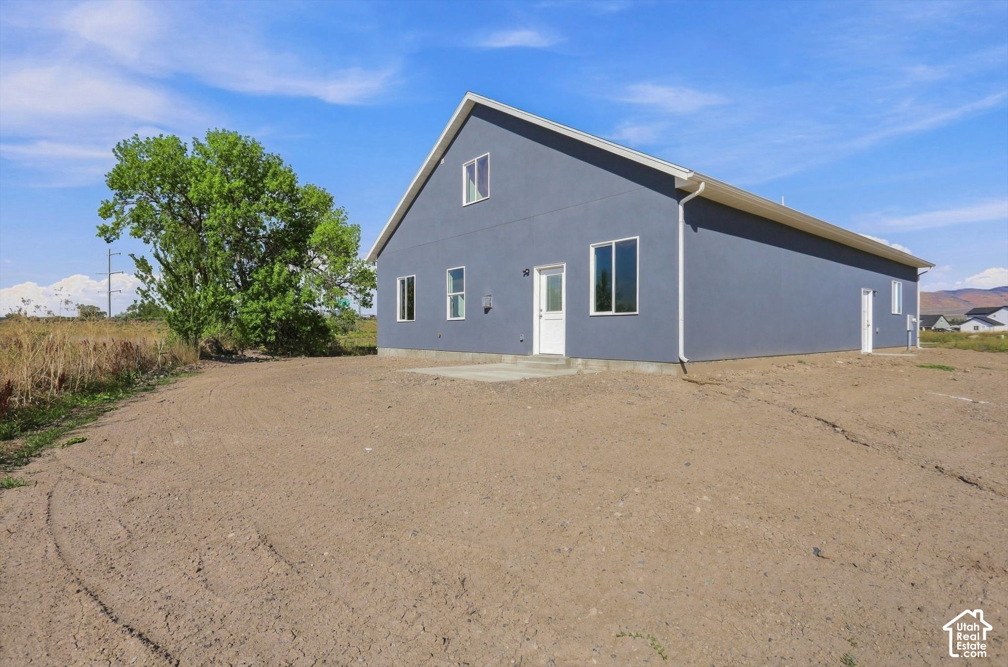 main property photo 51