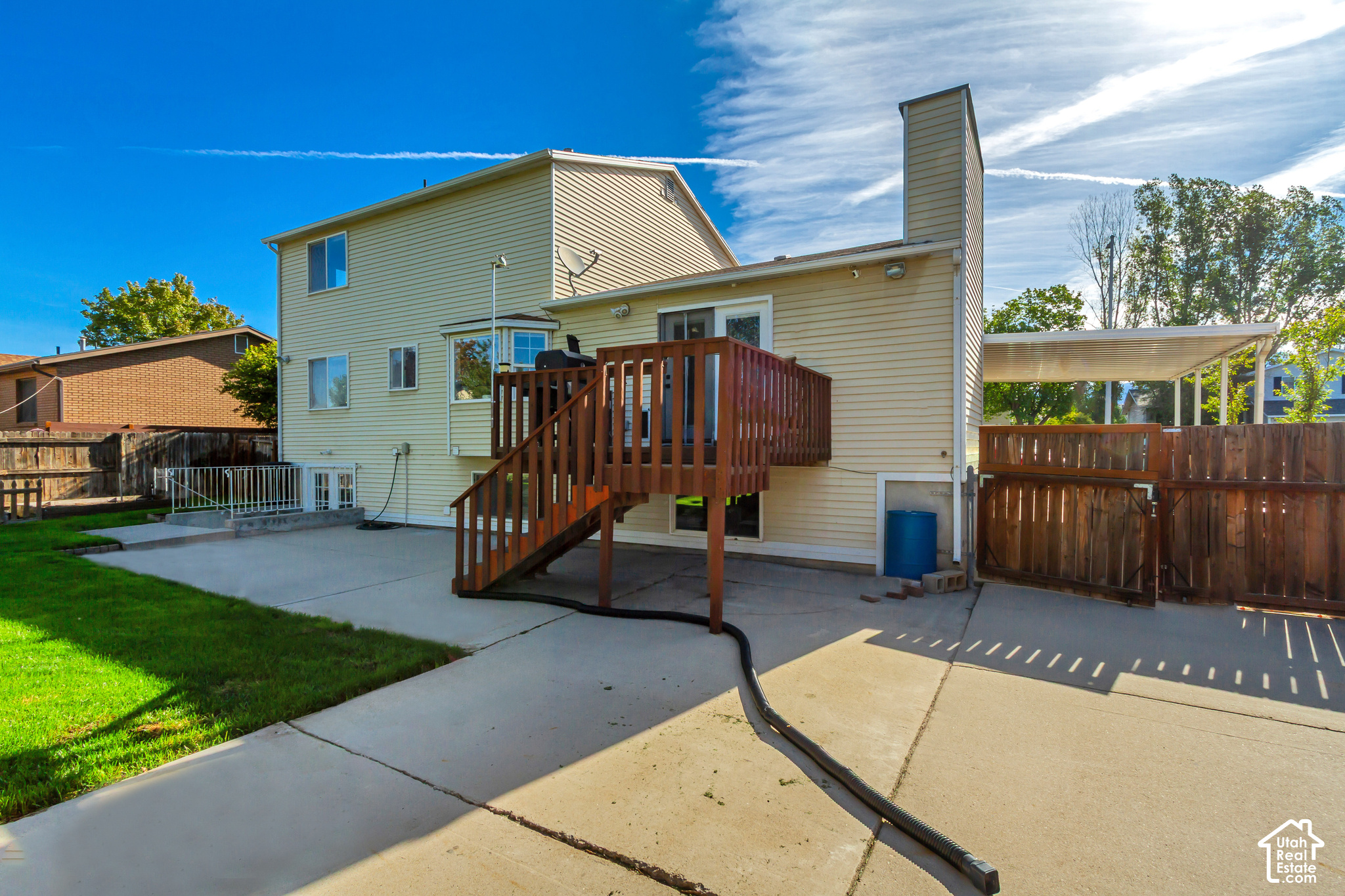 main property photo 38