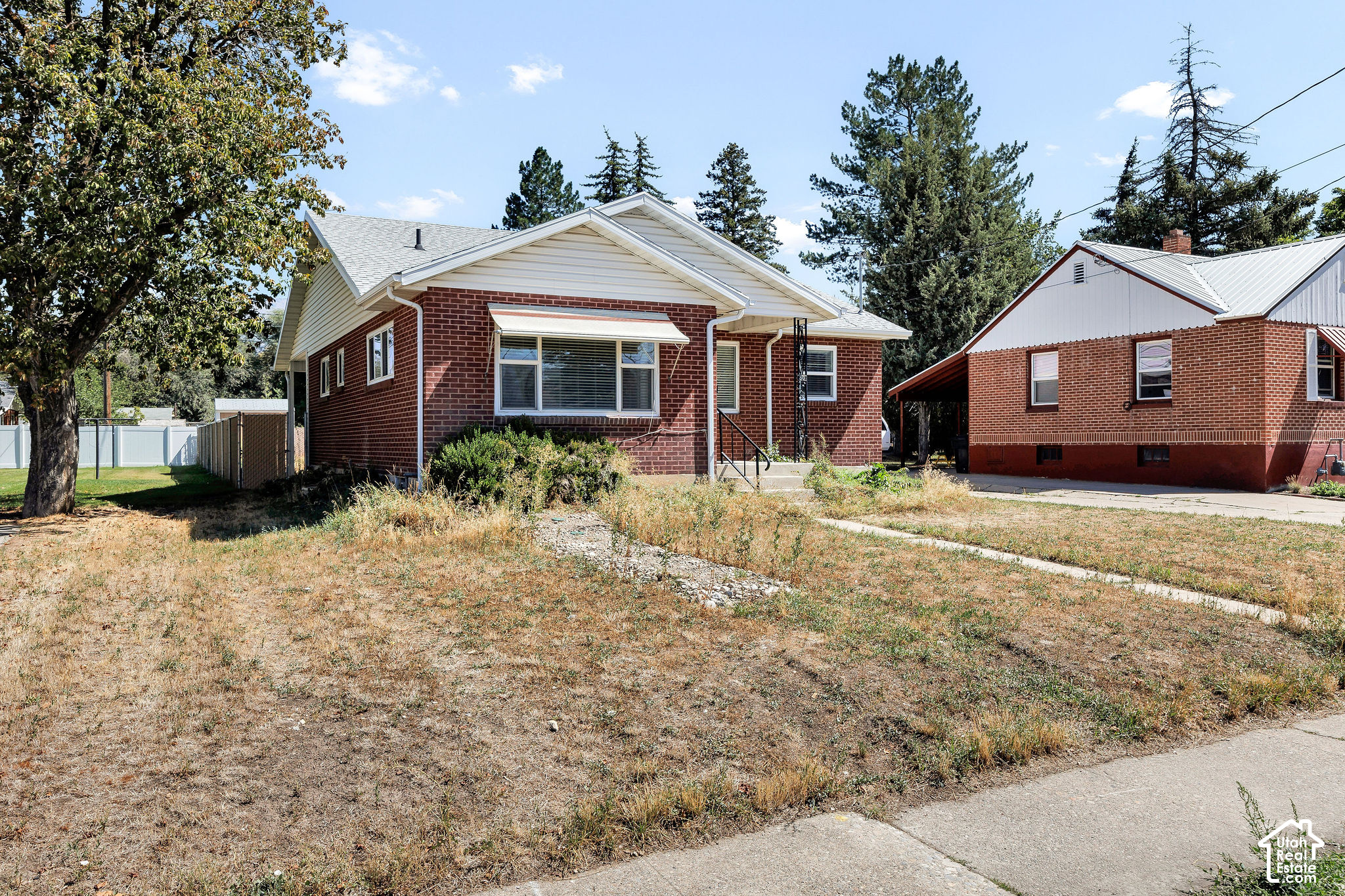 main property photo 35