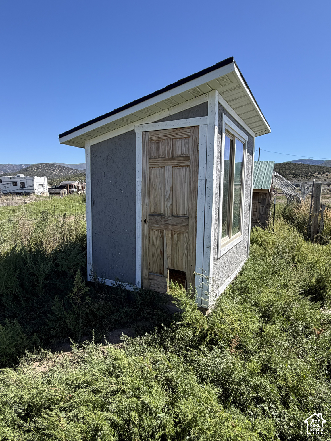 main property photo 15