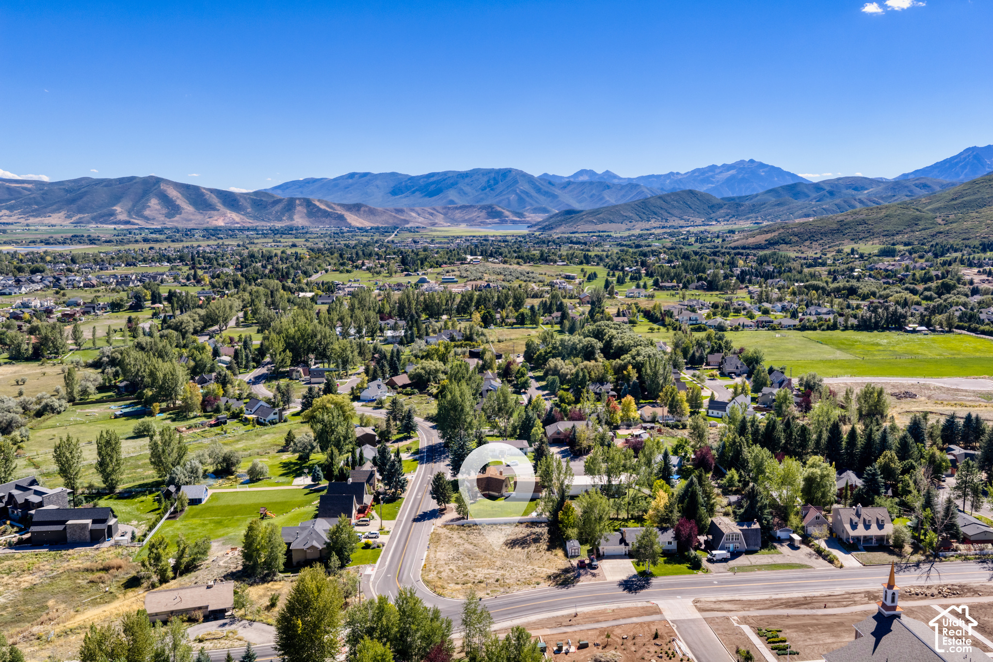 main property photo 10