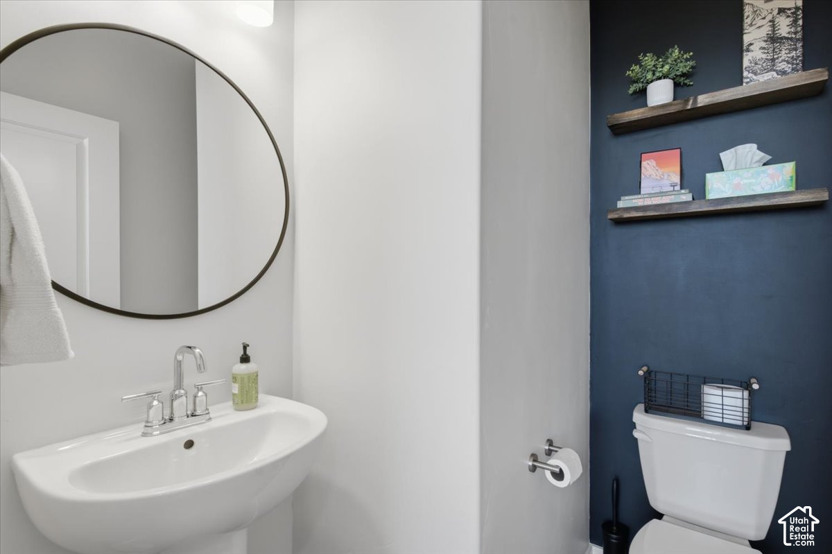 main property photo 11
