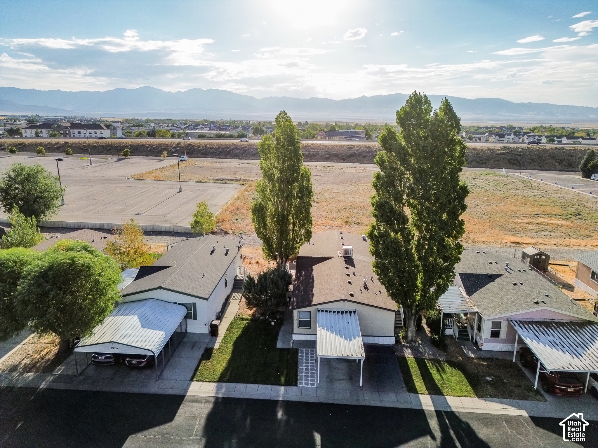 main property photo 37