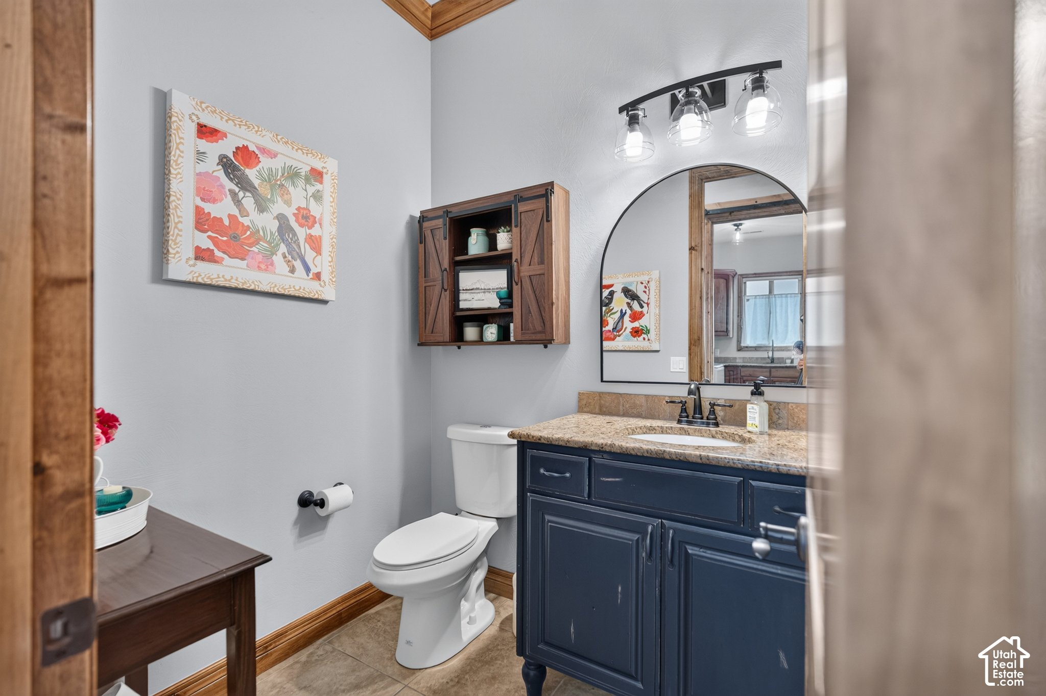 main property photo 20