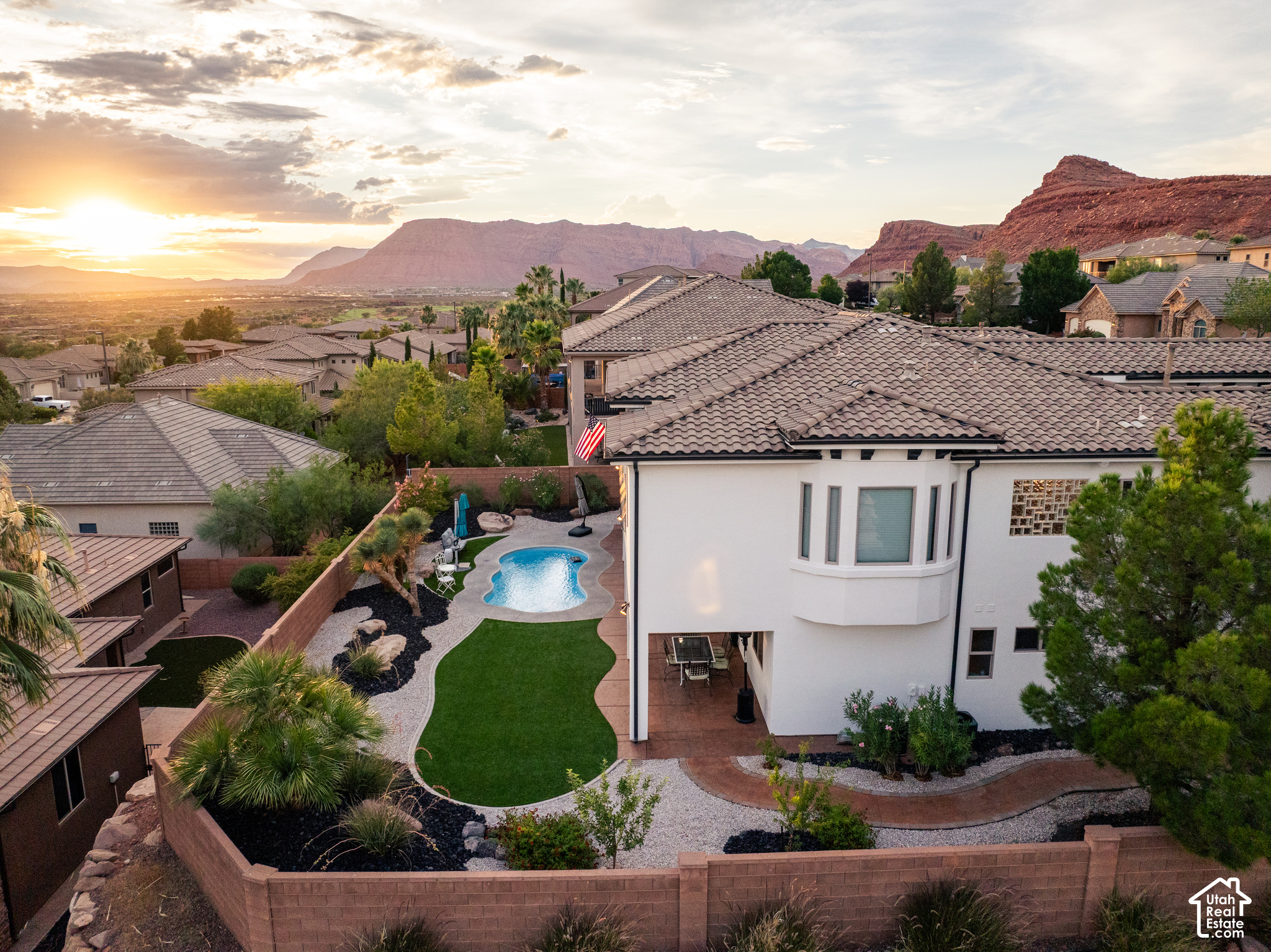 main property photo 42