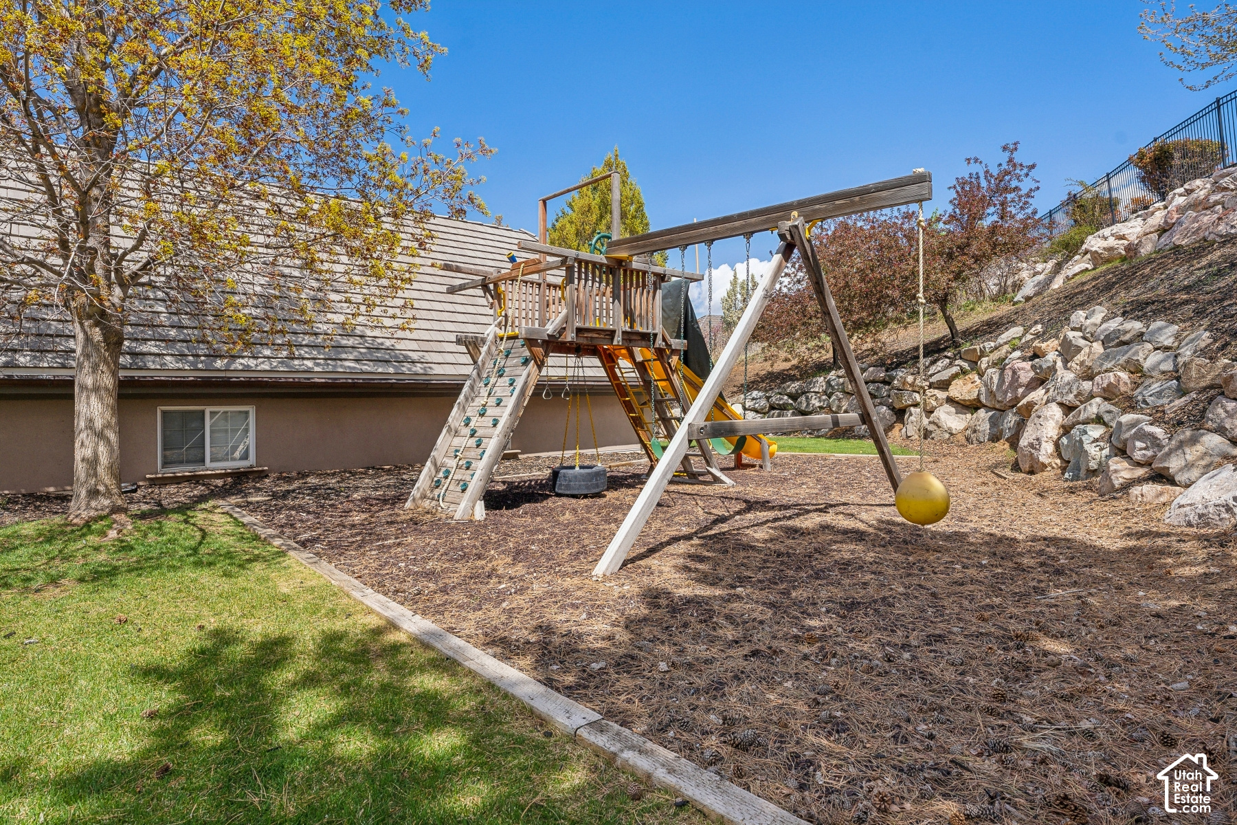 main property photo 105