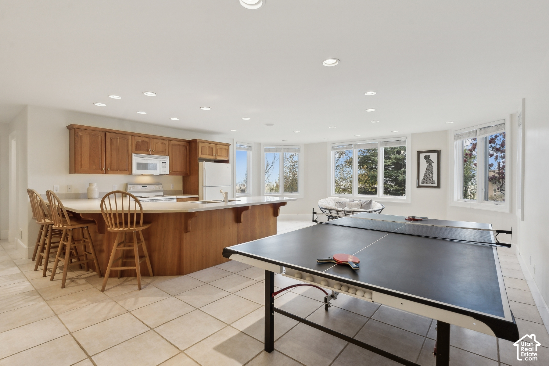 main property photo 74