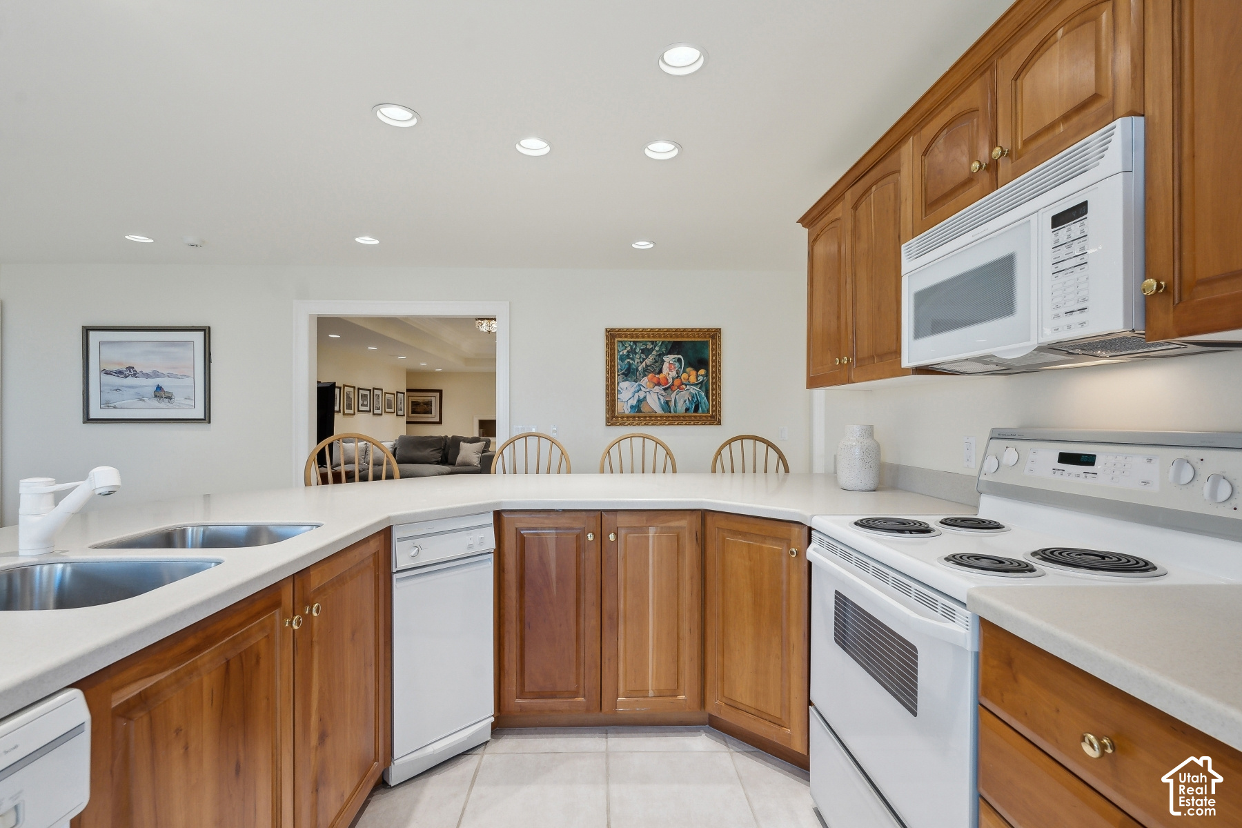 main property photo 79