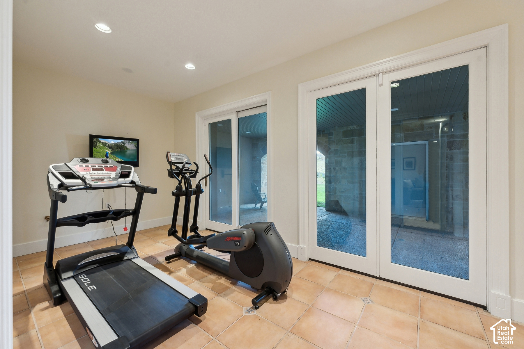 main property photo 83