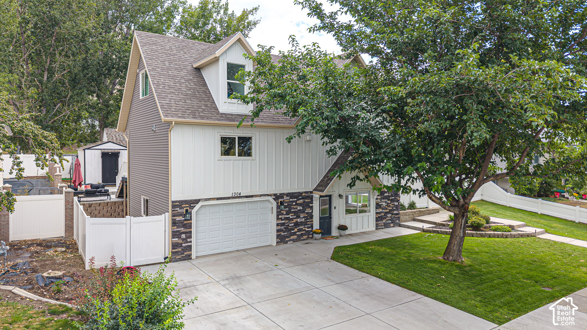 main property photo 49