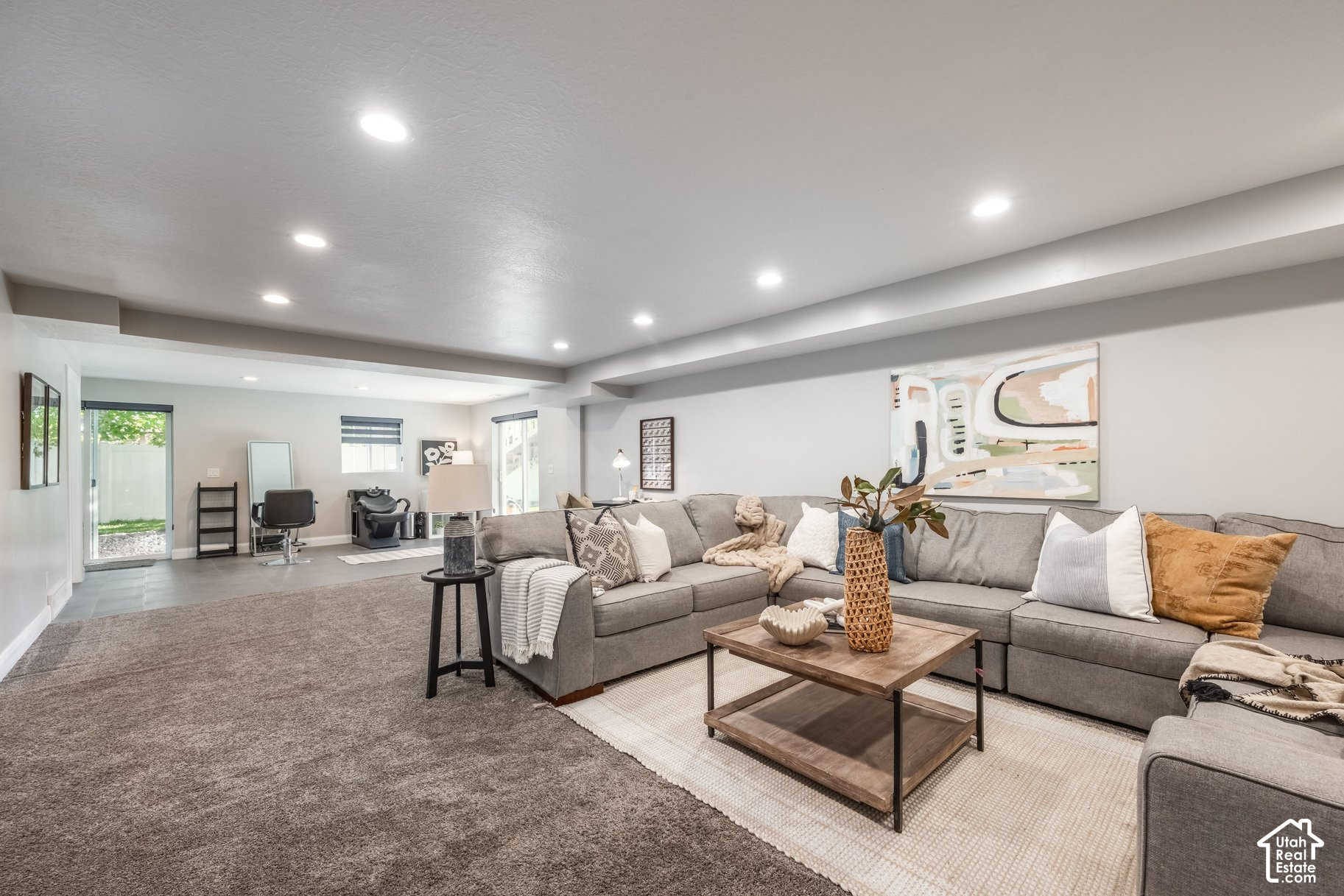 property viewer photo 20