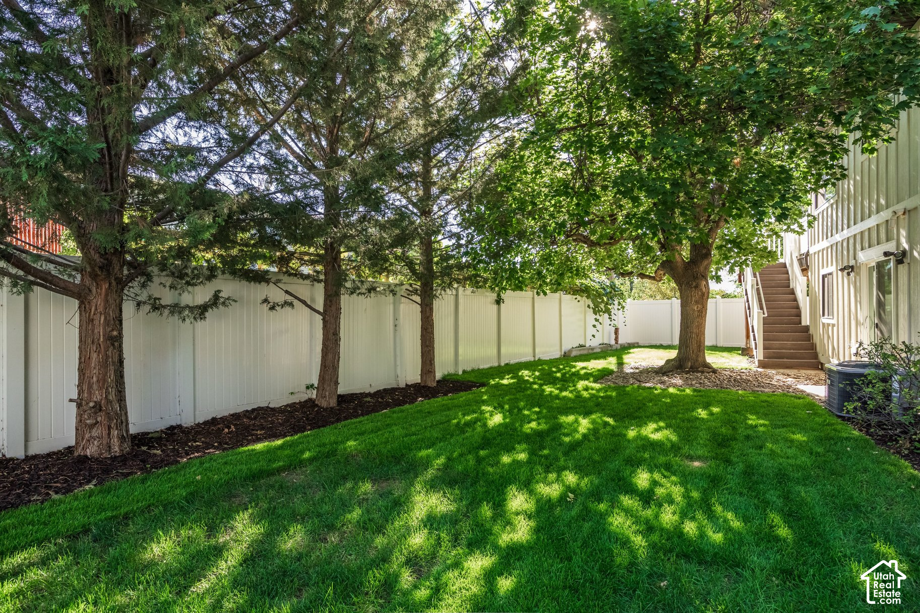 property viewer photo 30