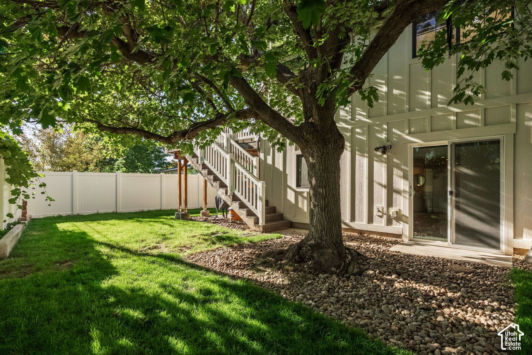 property viewer photo 31