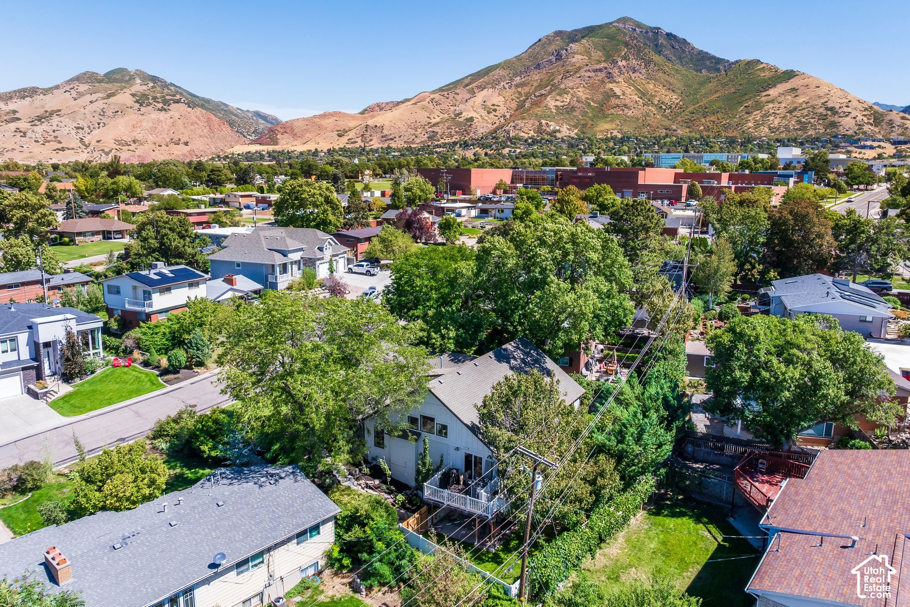 property viewer photo 41