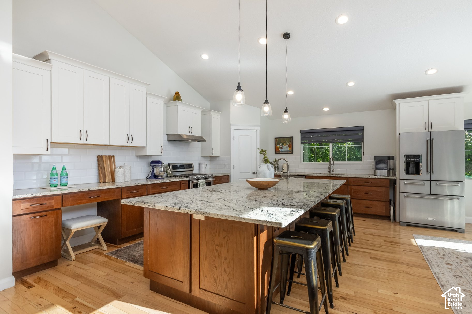property viewer photo 5
