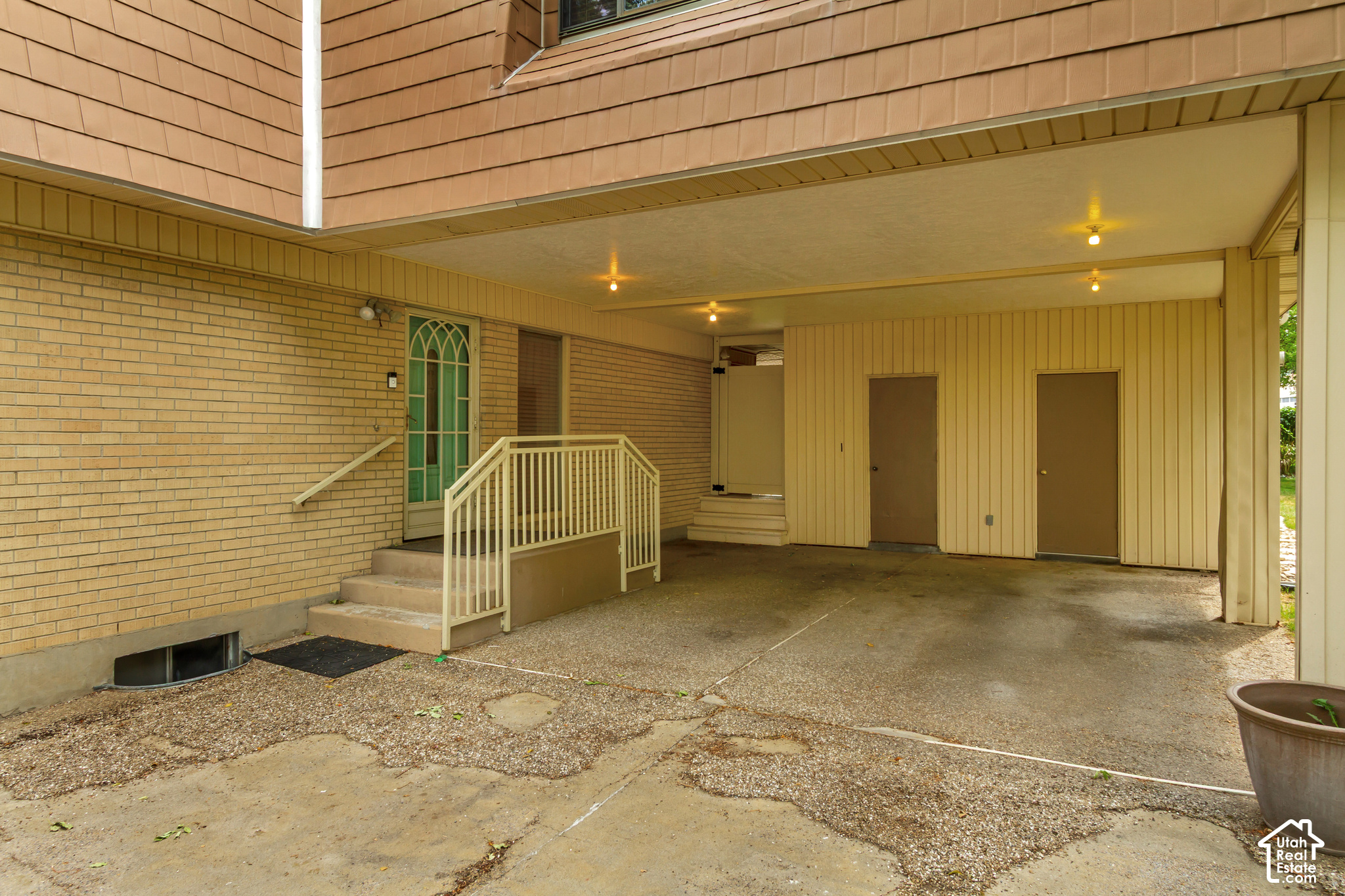 main property photo 65