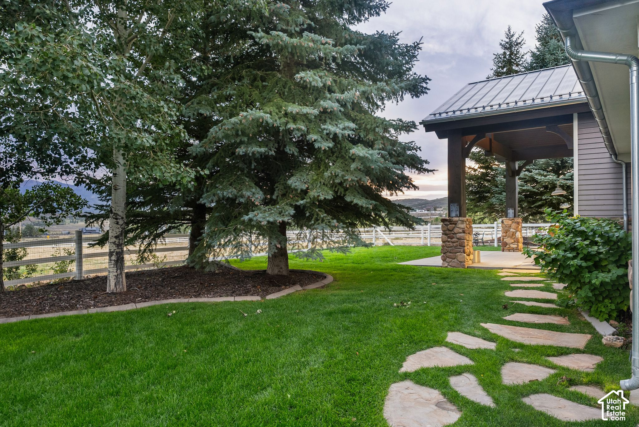 main property photo 36