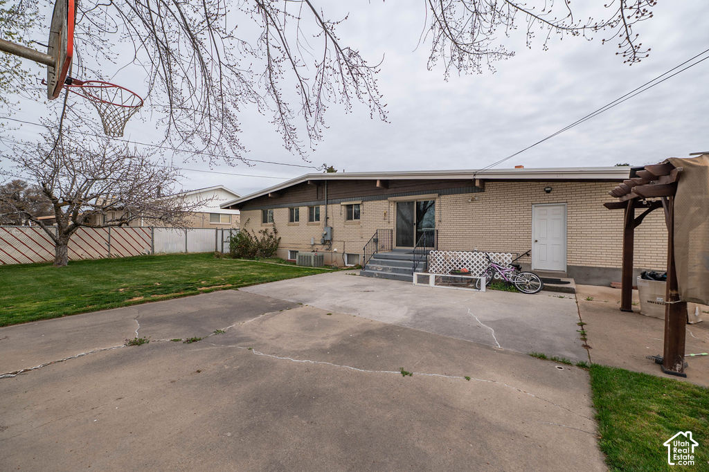 main property photo 22