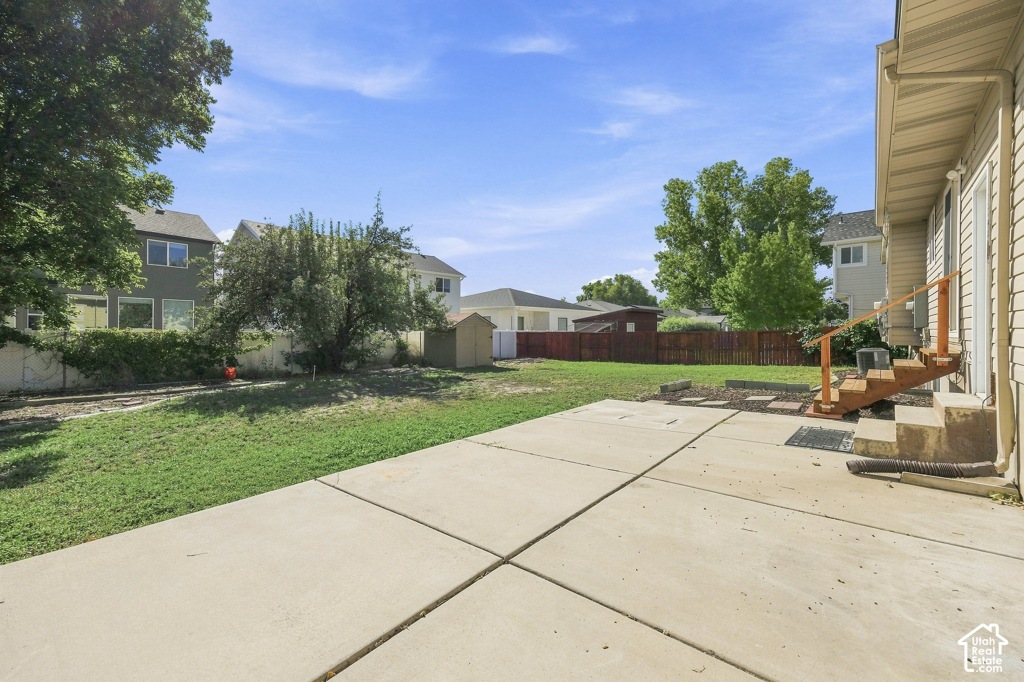 main property photo 15