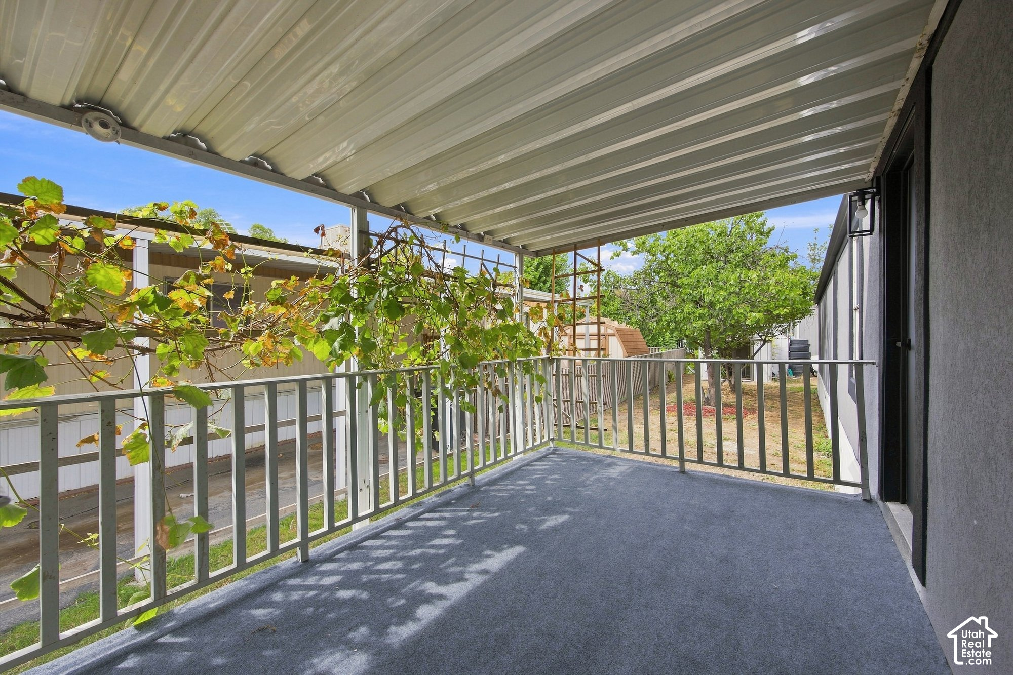 main property photo 8