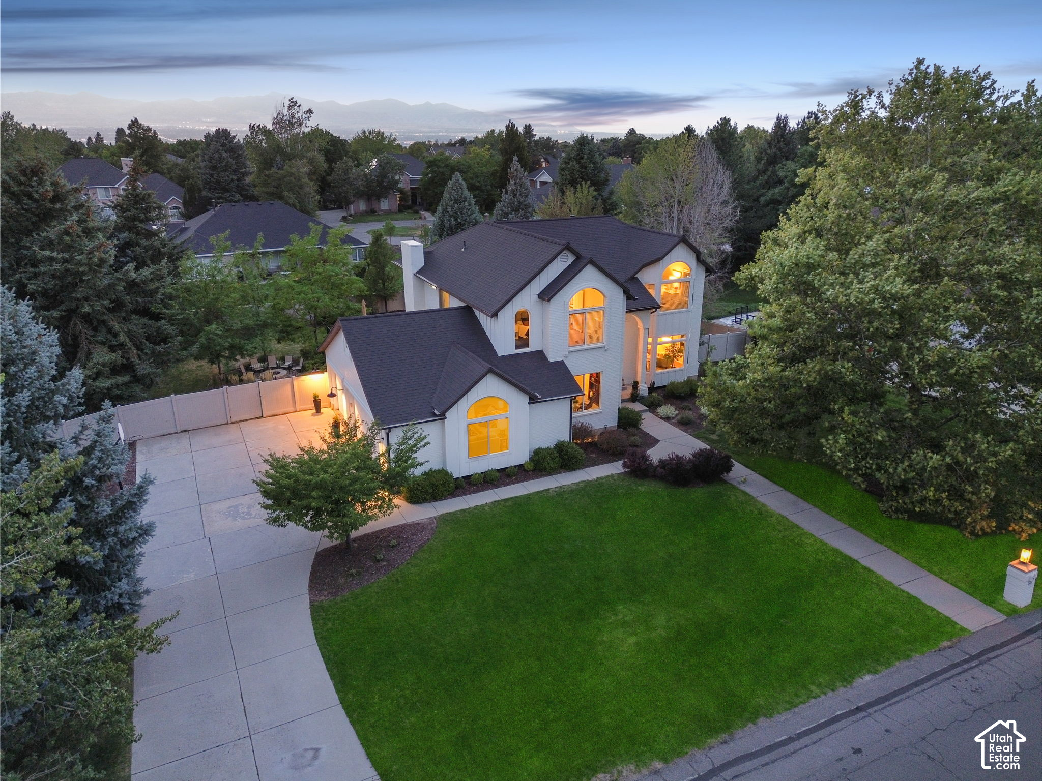 main property photo 78