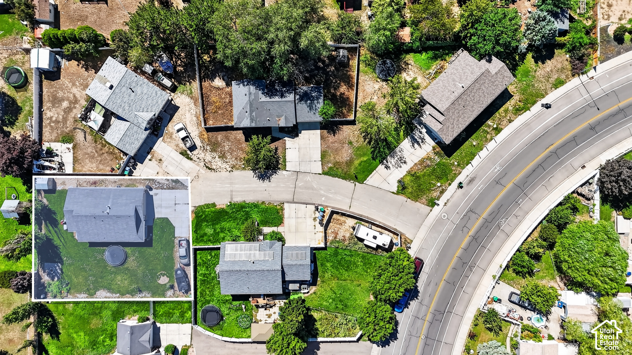 main property photo 24